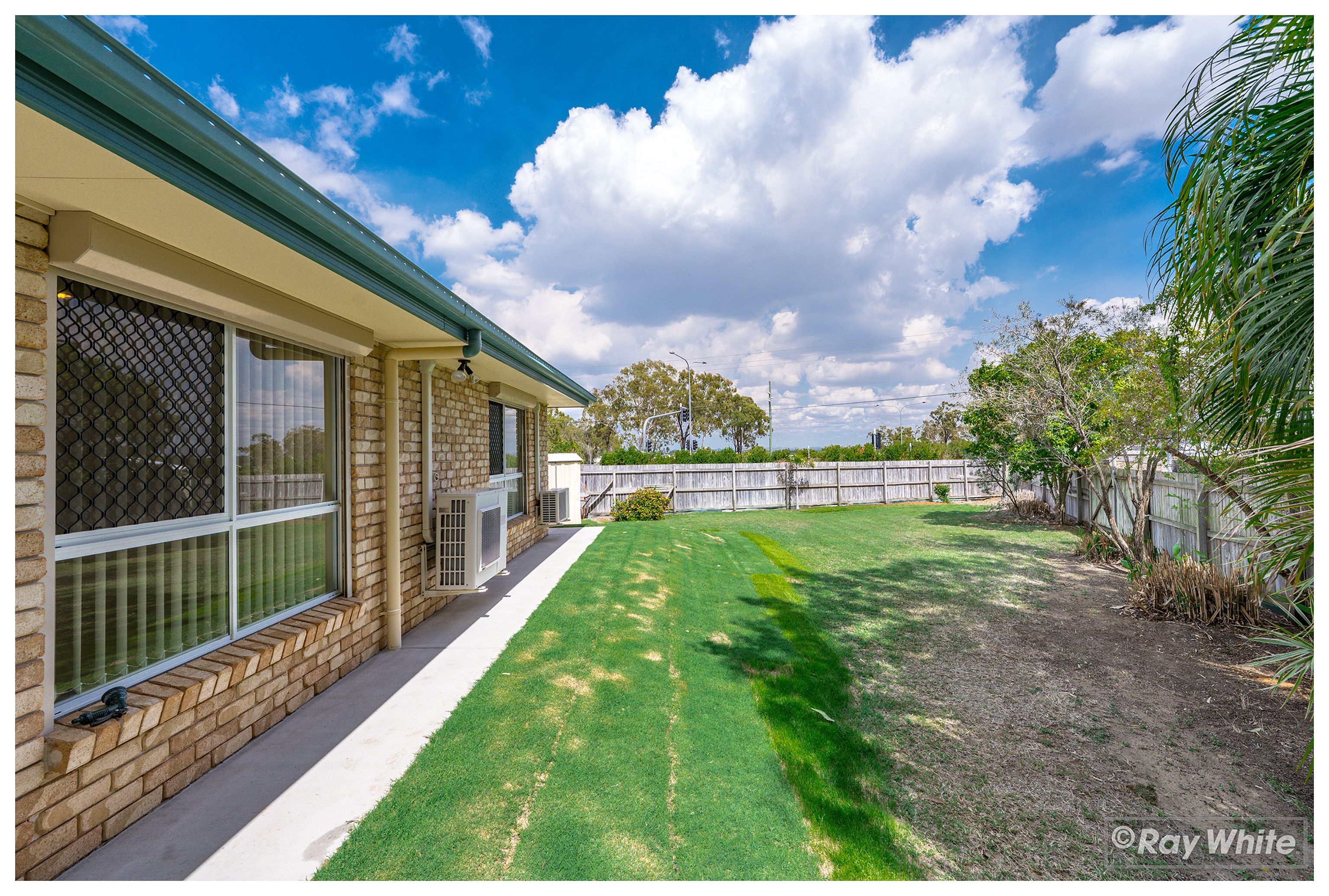 24 Lilydale Close — photo 7 of 30