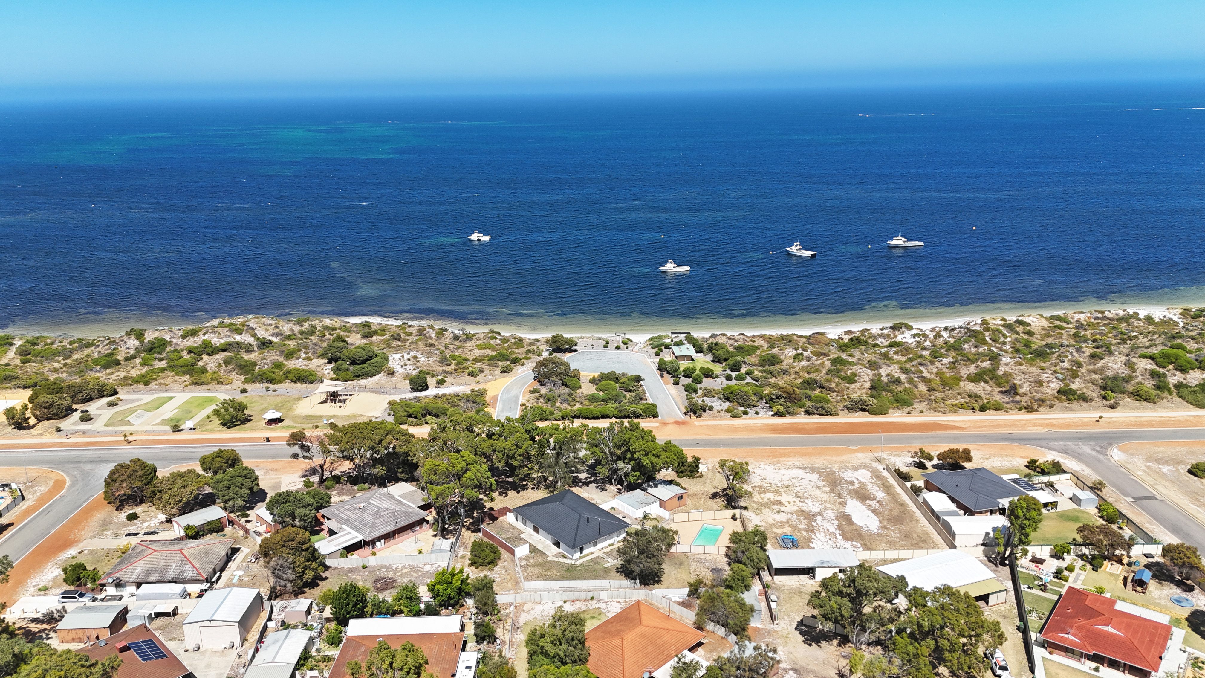 46 Thomas Street, Leeman WA 6514