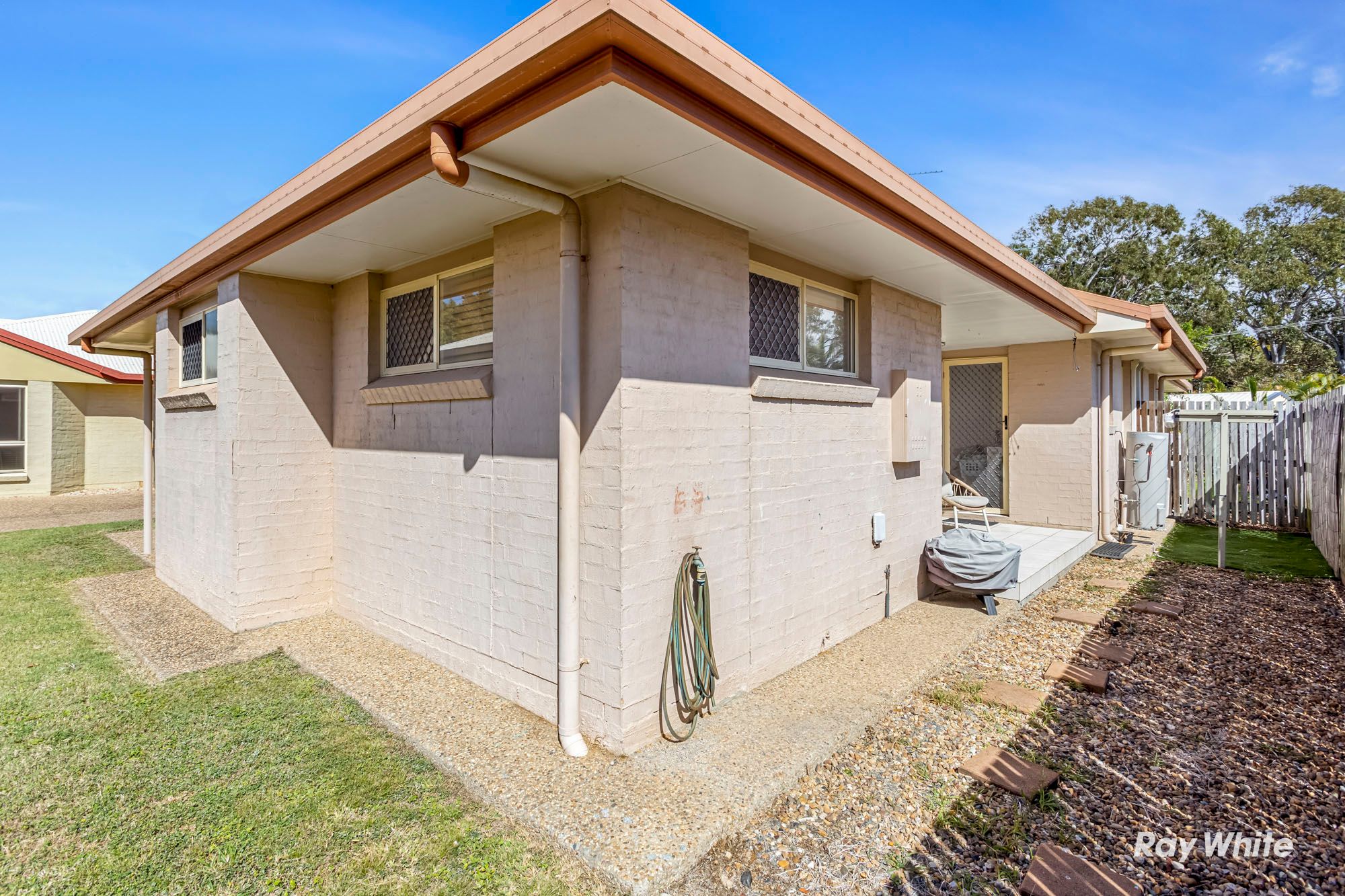 2/35 Cedar Avenue — photo 11 of 19