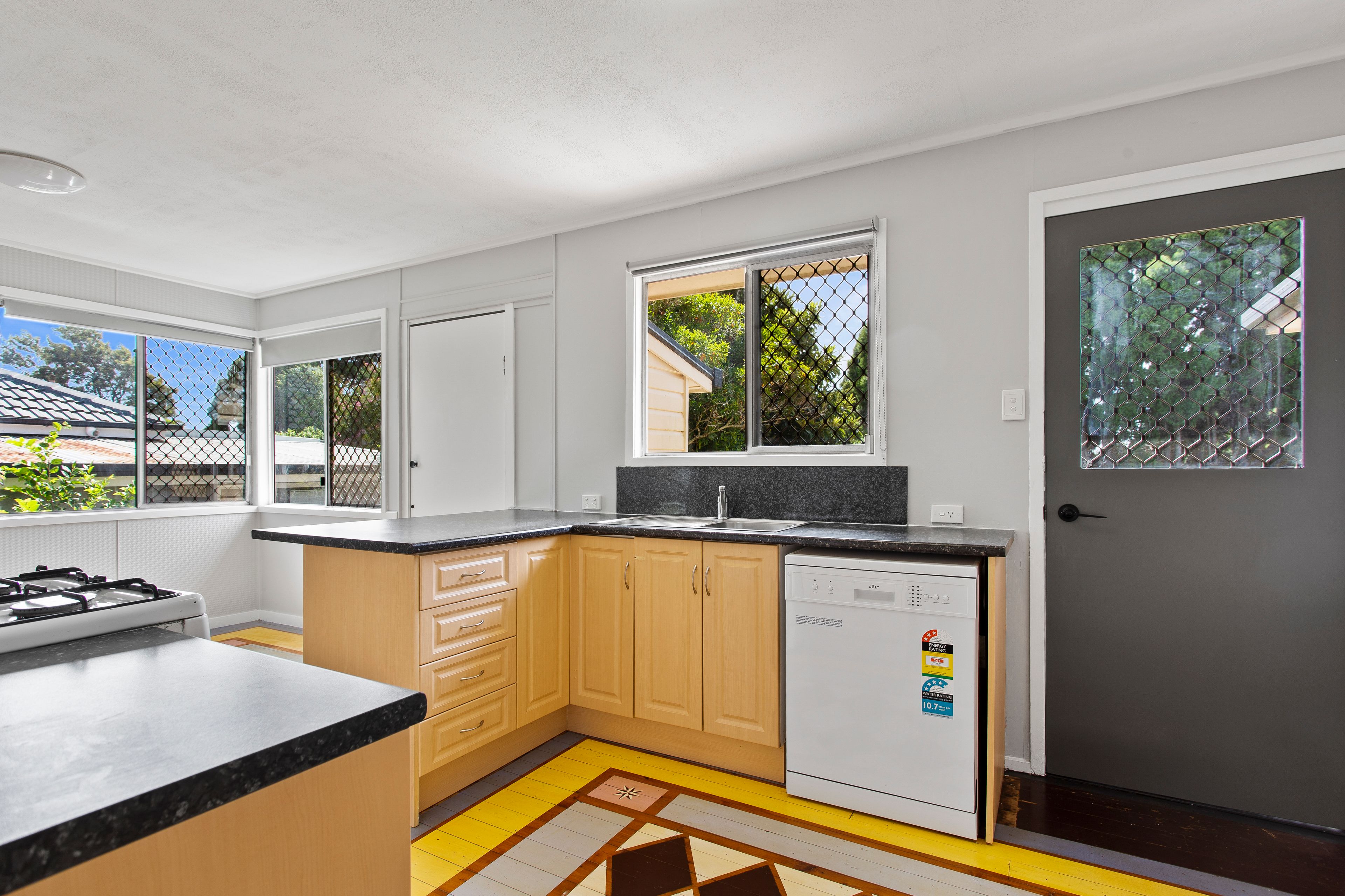 12 Corser Street, Centenary Heights, QLD 4350