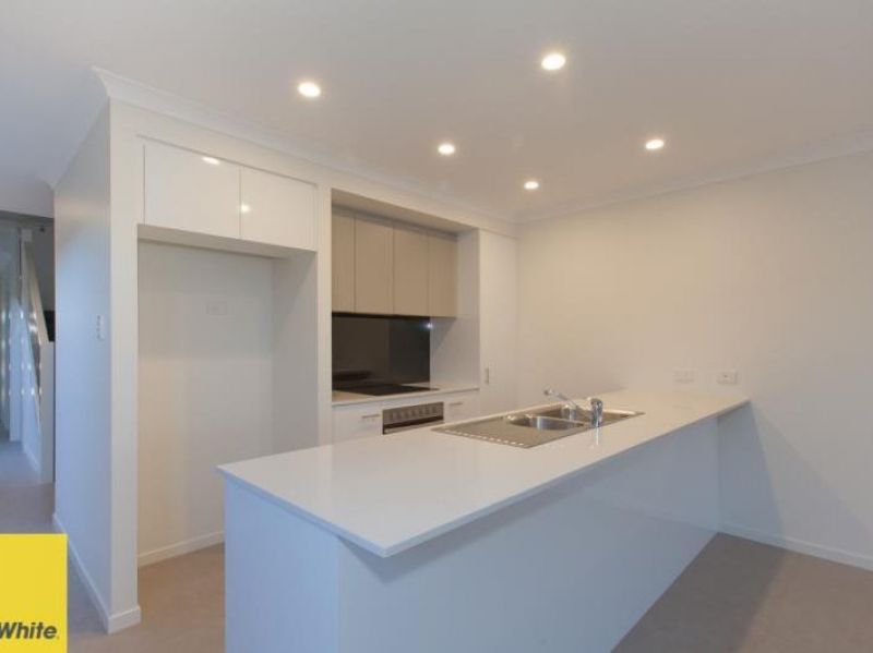 2/36 Trump Street, Pimpama, QLD 4209