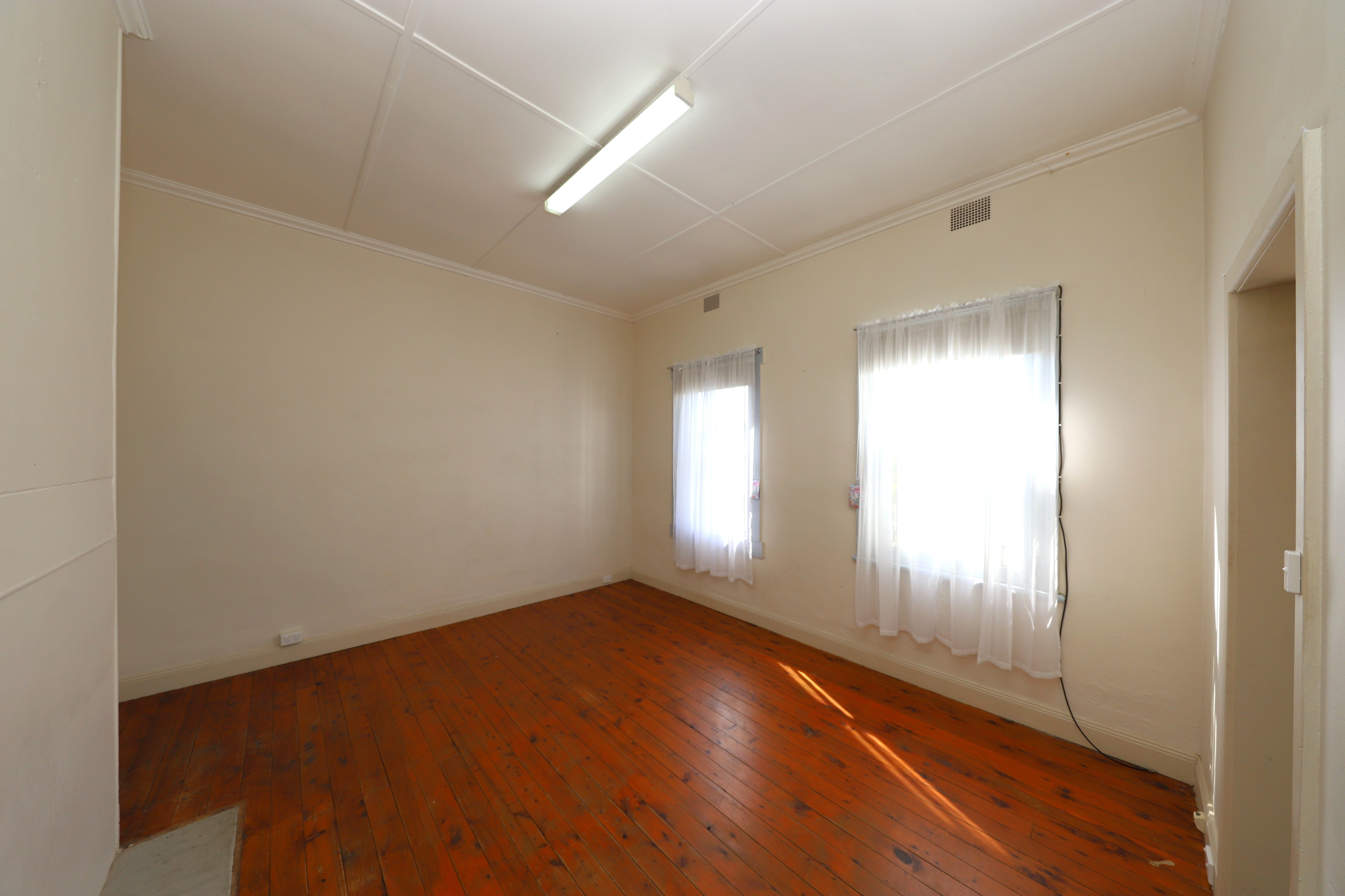 65 Merivale Street, Tumut, NSW 2720