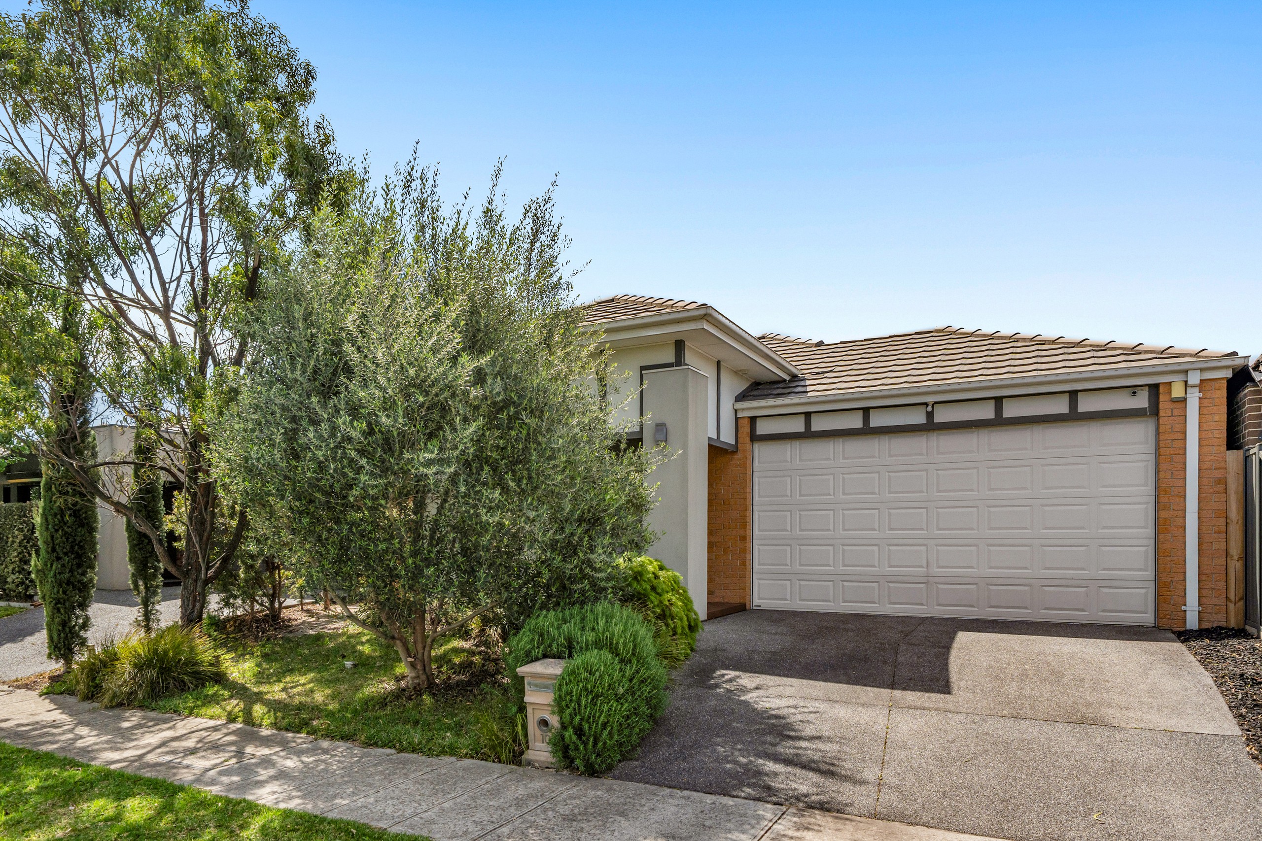 10 Mottled Avenue, Epping, VIC 3076