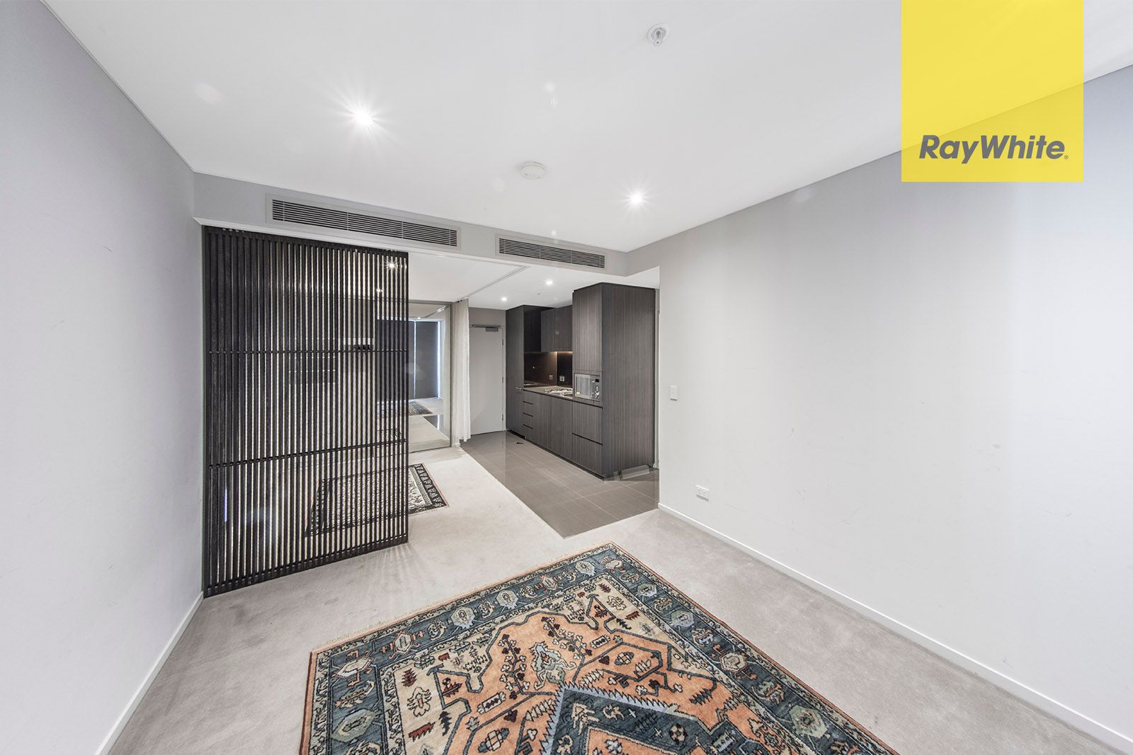 2406A/45 Macquarie Street — photo 4 of 18