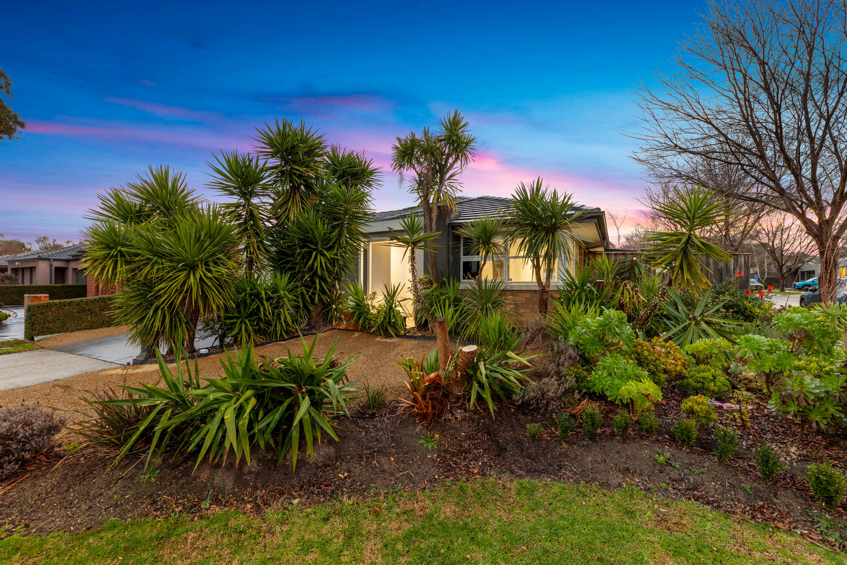 11 Devine Drive, Pakenham, VIC 3810
