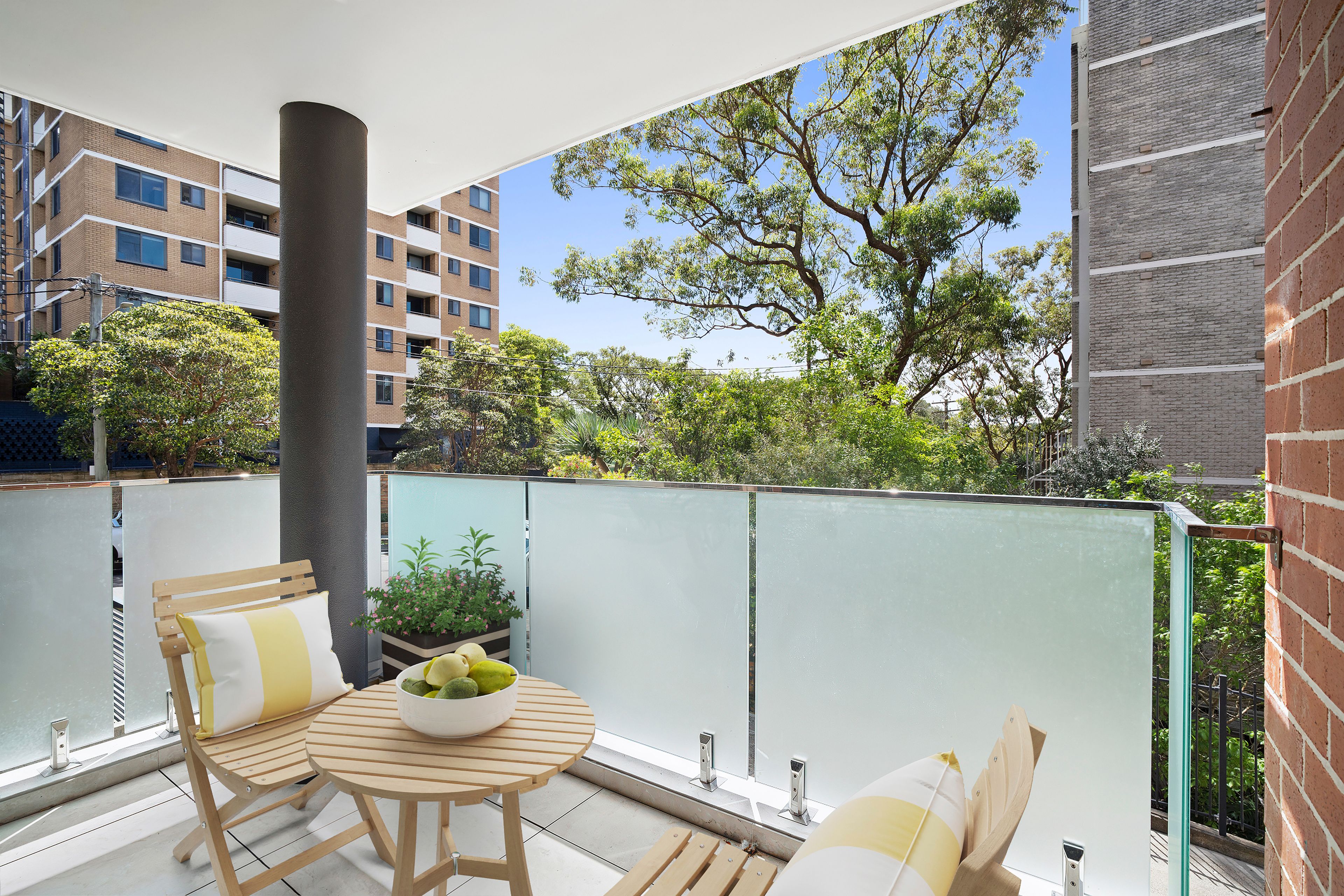 6/1 Boronia Street — photo 4 of 13
