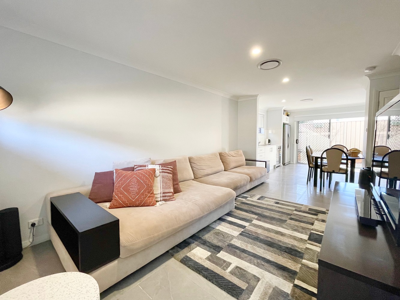 2/83 Jamison Road, Kingswood, NSW 2747
