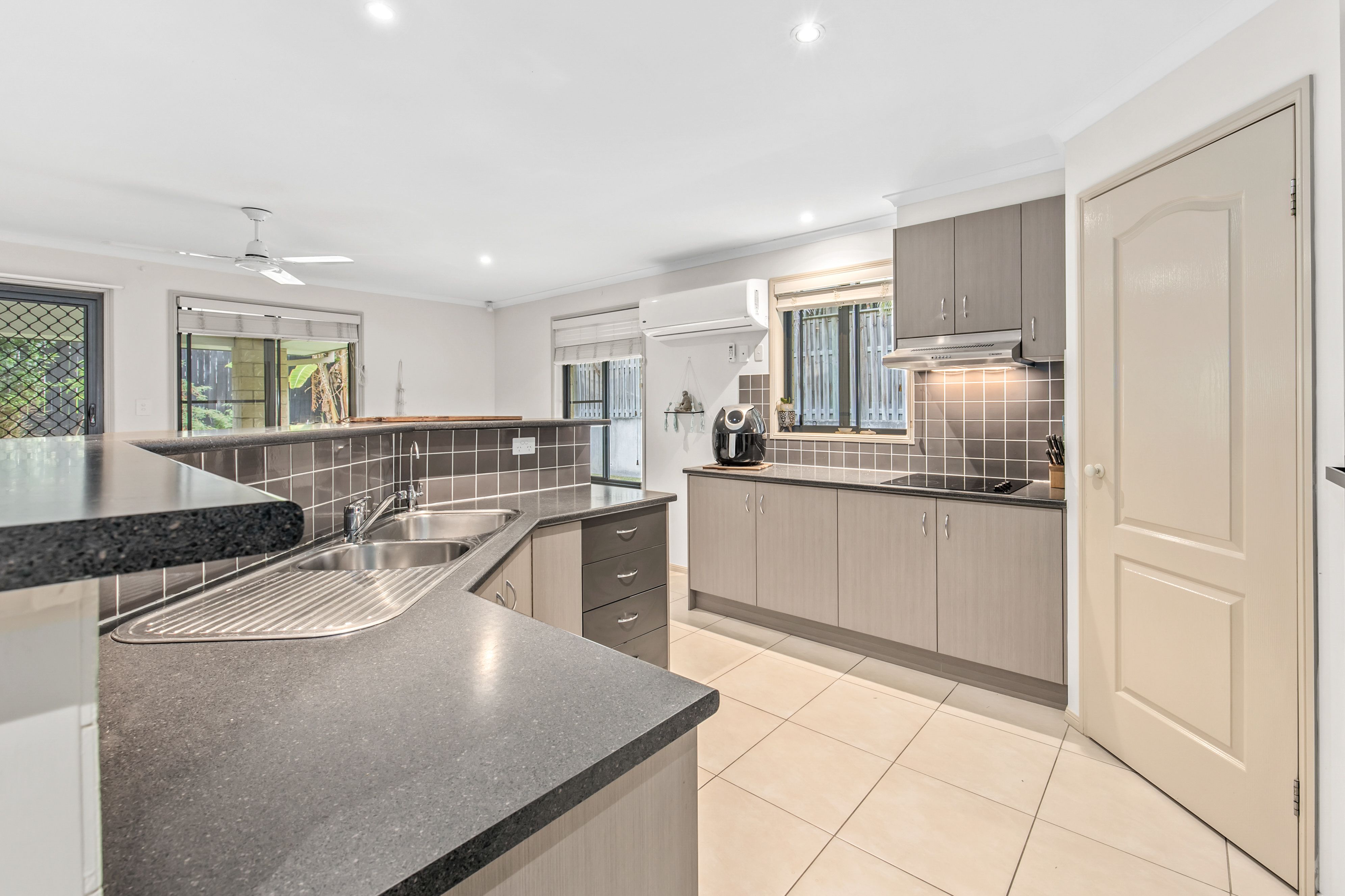 32 Kelsey Circuit, Nerang, QLD 4211