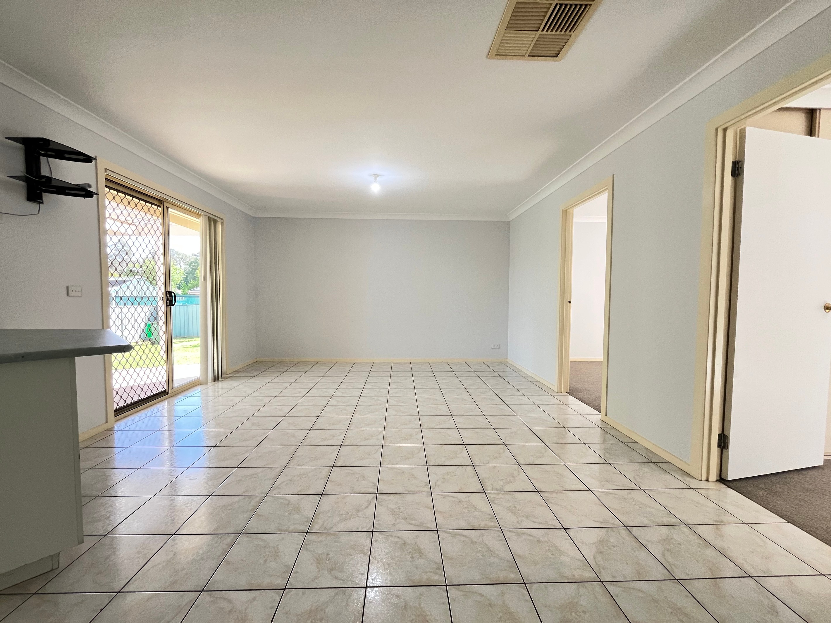 20 Honeysuckle Street, Thurgoona, NSW 2640