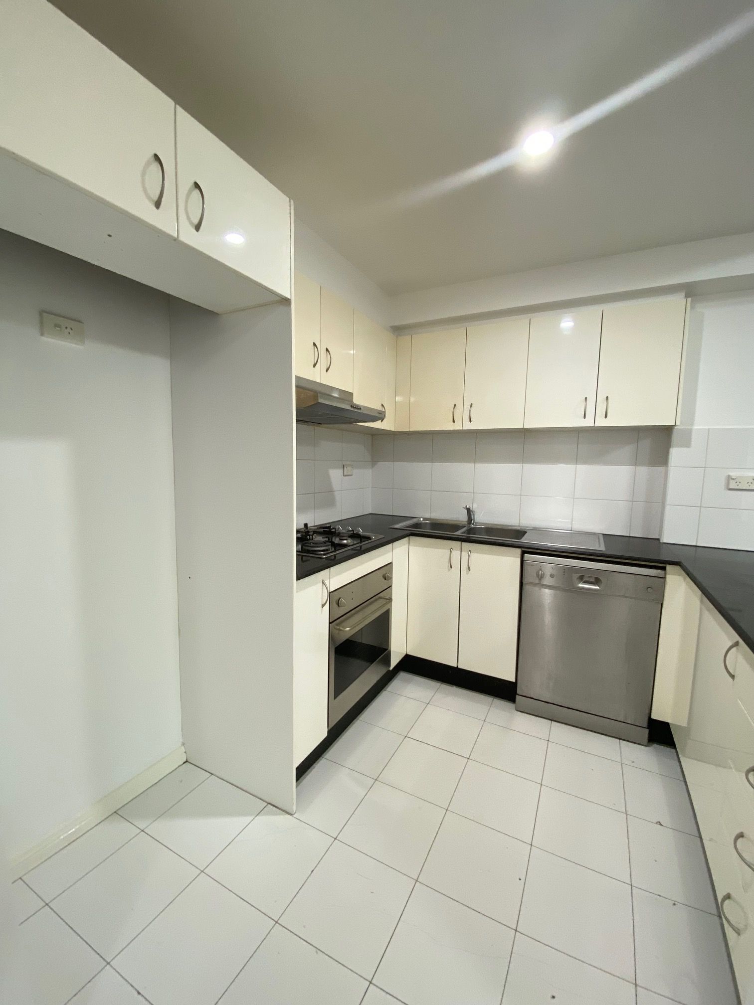 1/8-10 Lachlan Street, Liverpool, NSW 2170