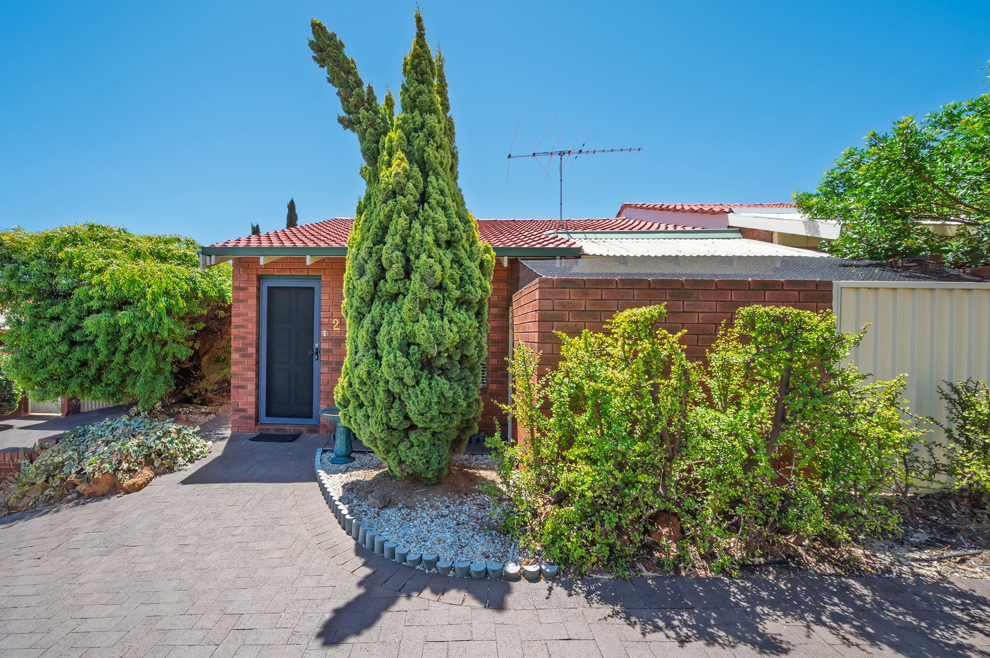 2/63 Robert Street, Como, WA 6152