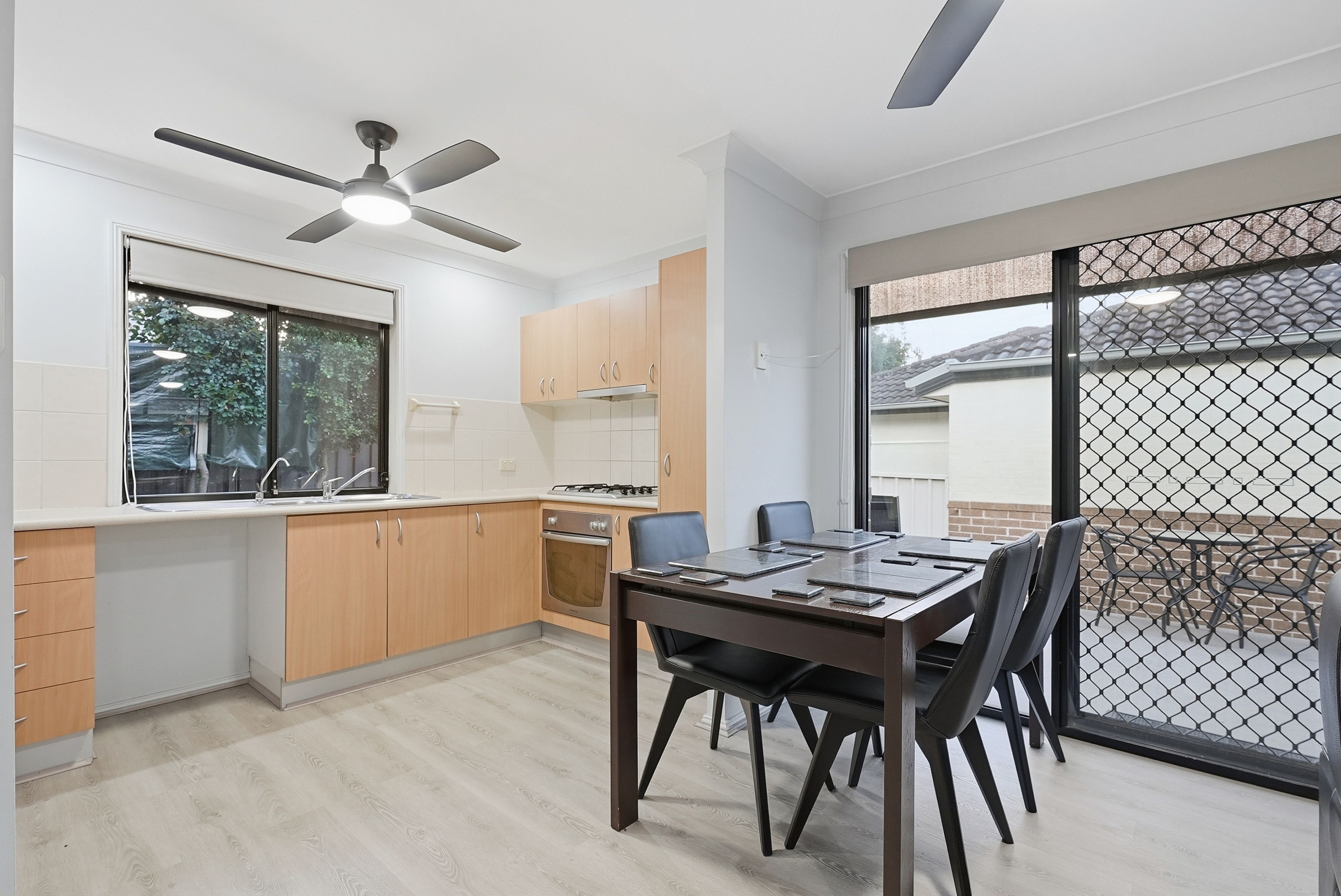 6/31-32 Hobart Street — photo 3 of 13