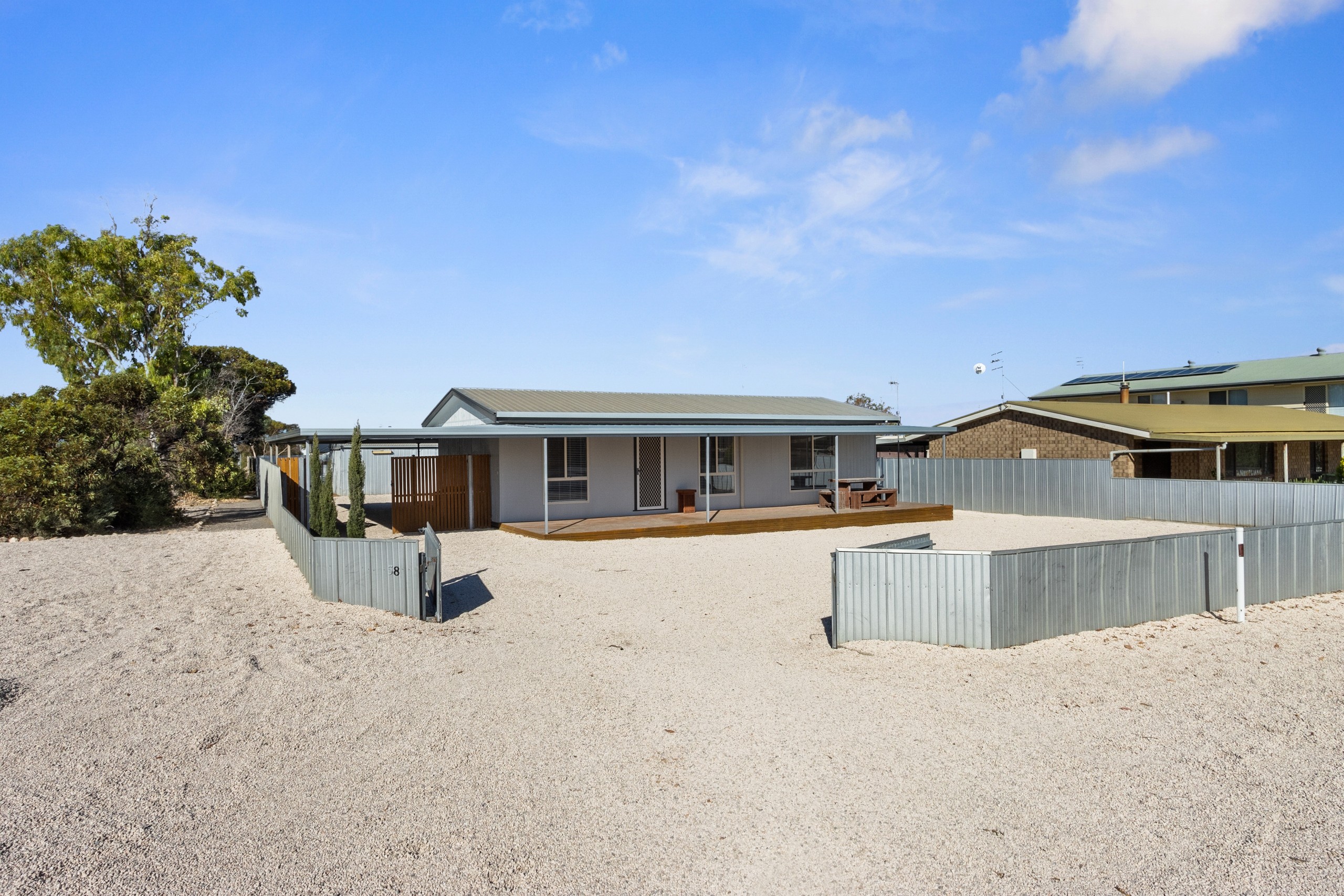1 Leonard Court, PARSONS BEACH, SA 5575