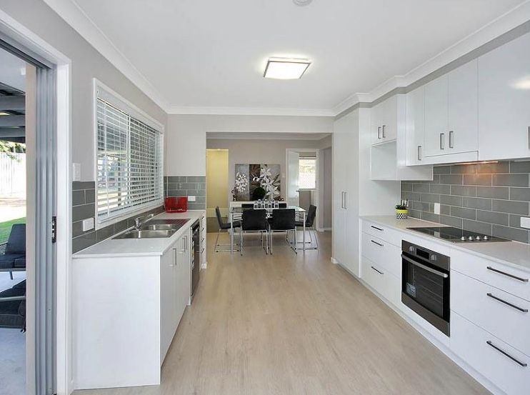 17 Holder Street, Wishart, QLD 4122