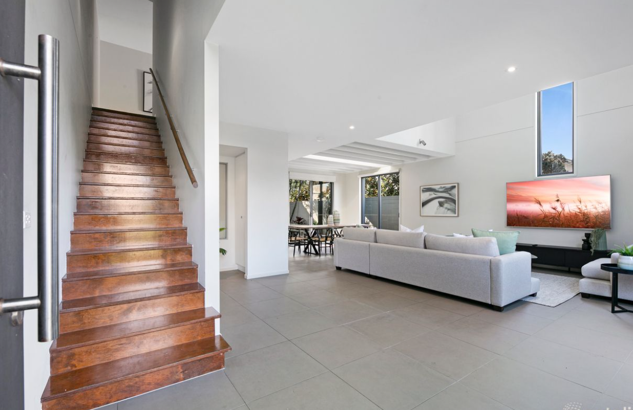 2 Little Blue Lane, Varsity Lakes, QLD 4227