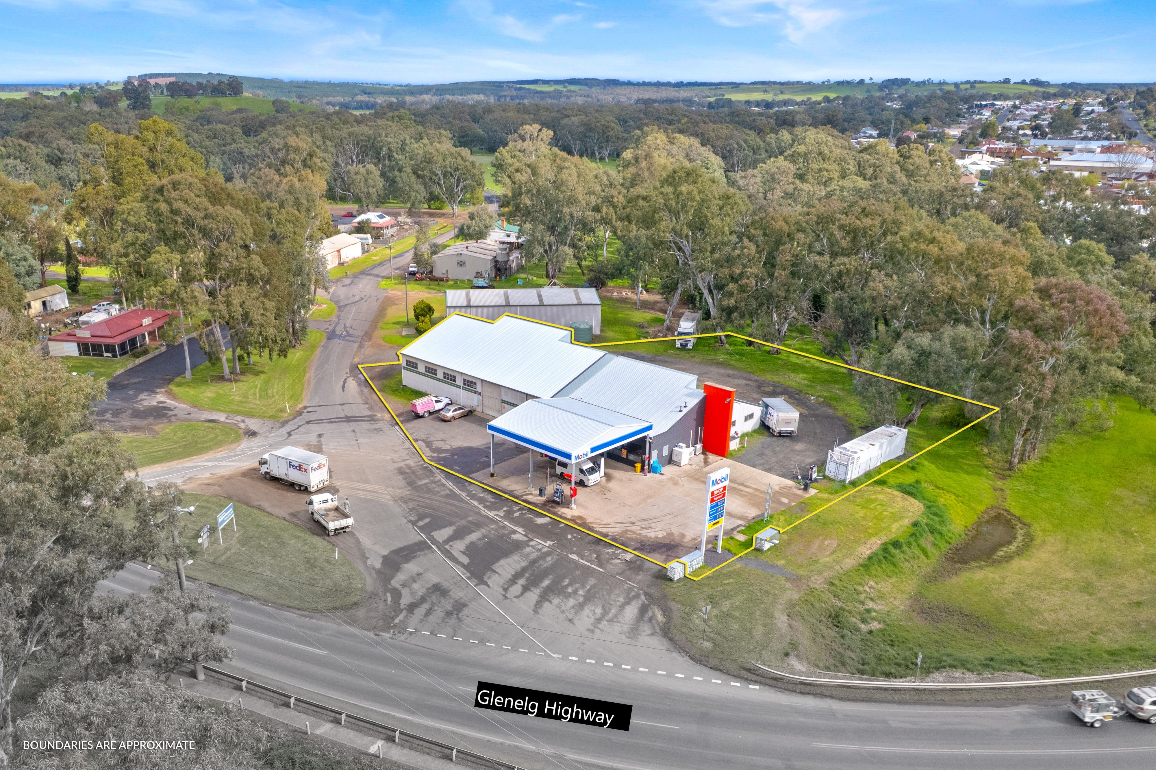 2 Racecourse Road (Glenelg Highway), Casterton, VIC 3311