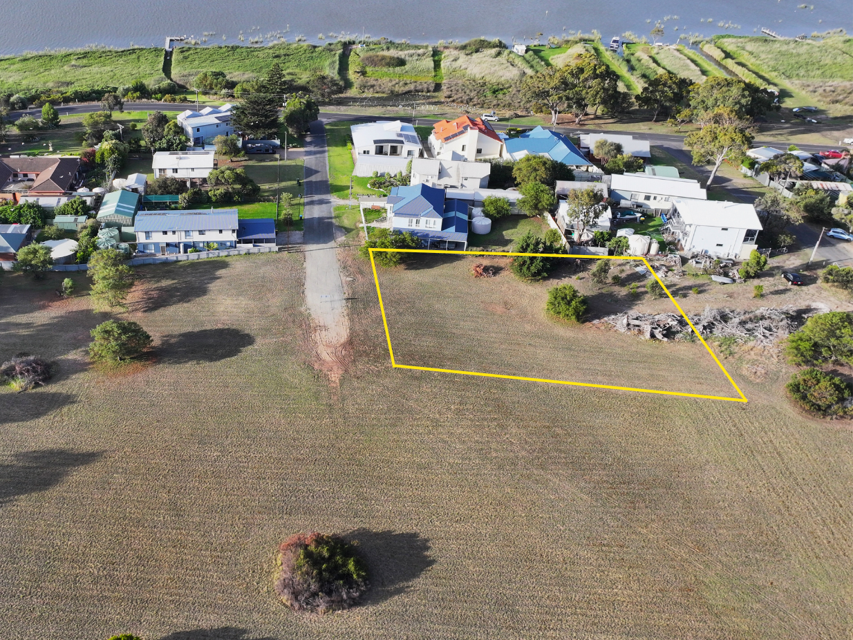 Wilhelm Street, Hindmarsh Island SA 5214