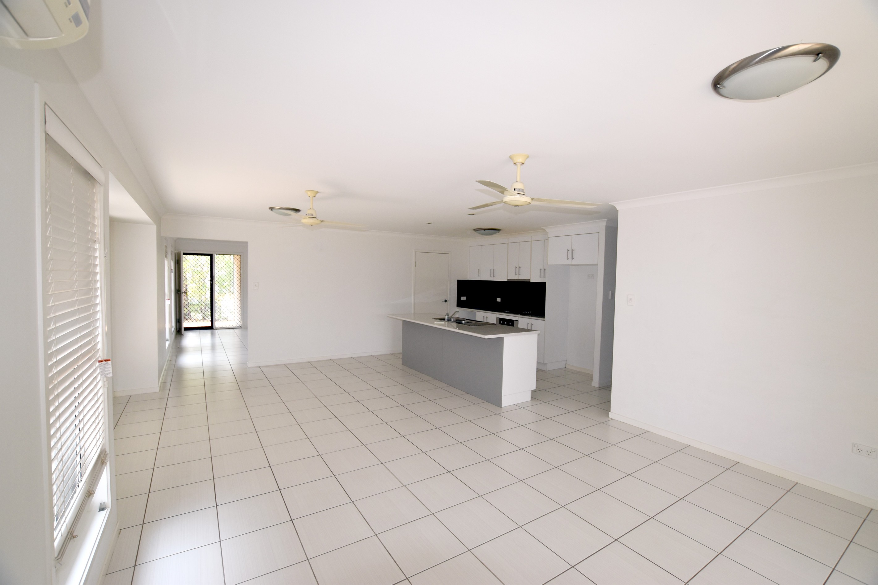 9 Sundowner Road, Clinton, QLD 4680