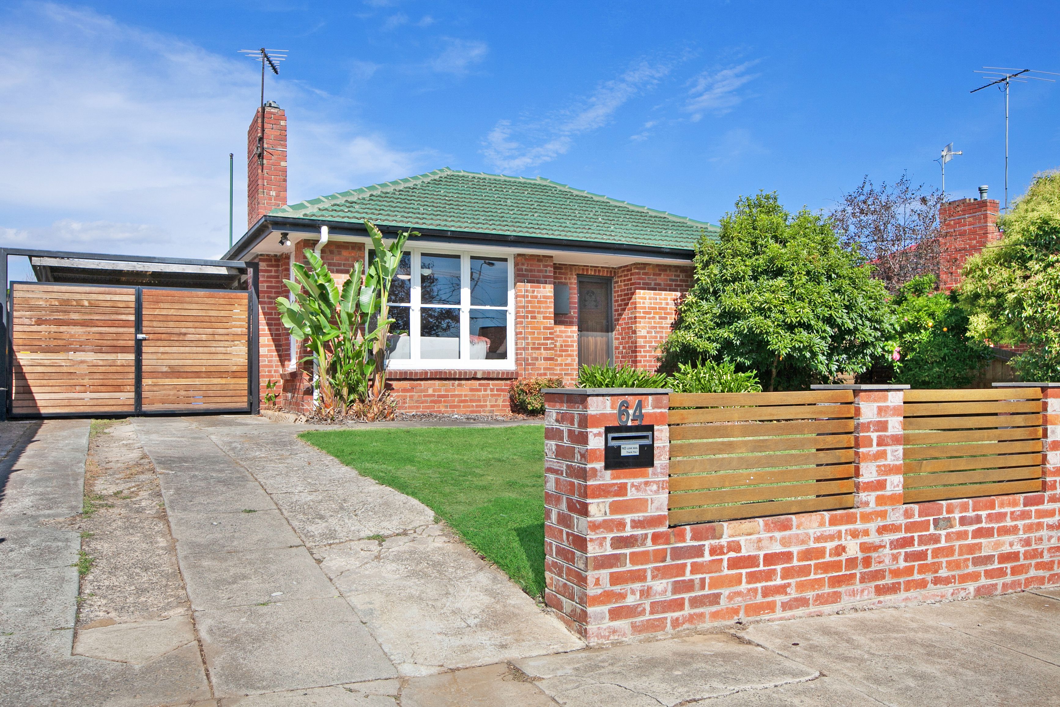 64 McEwan Road, Heidelberg Heights VIC 3081