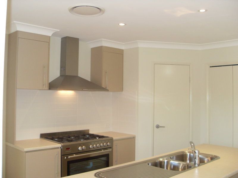5 Rymeera Crescent, Gumdale, QLD 4154