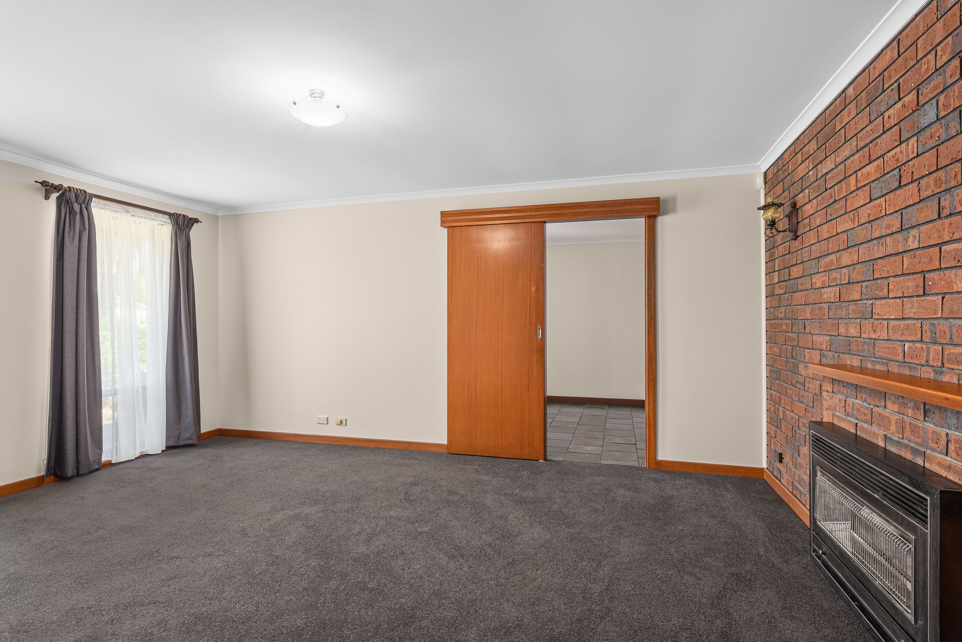 59 Marnie Avenue — photo 4 of 17
