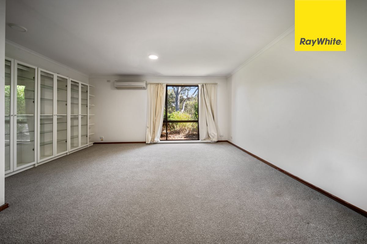 32 Bourne Street, Cook, ACT 2614