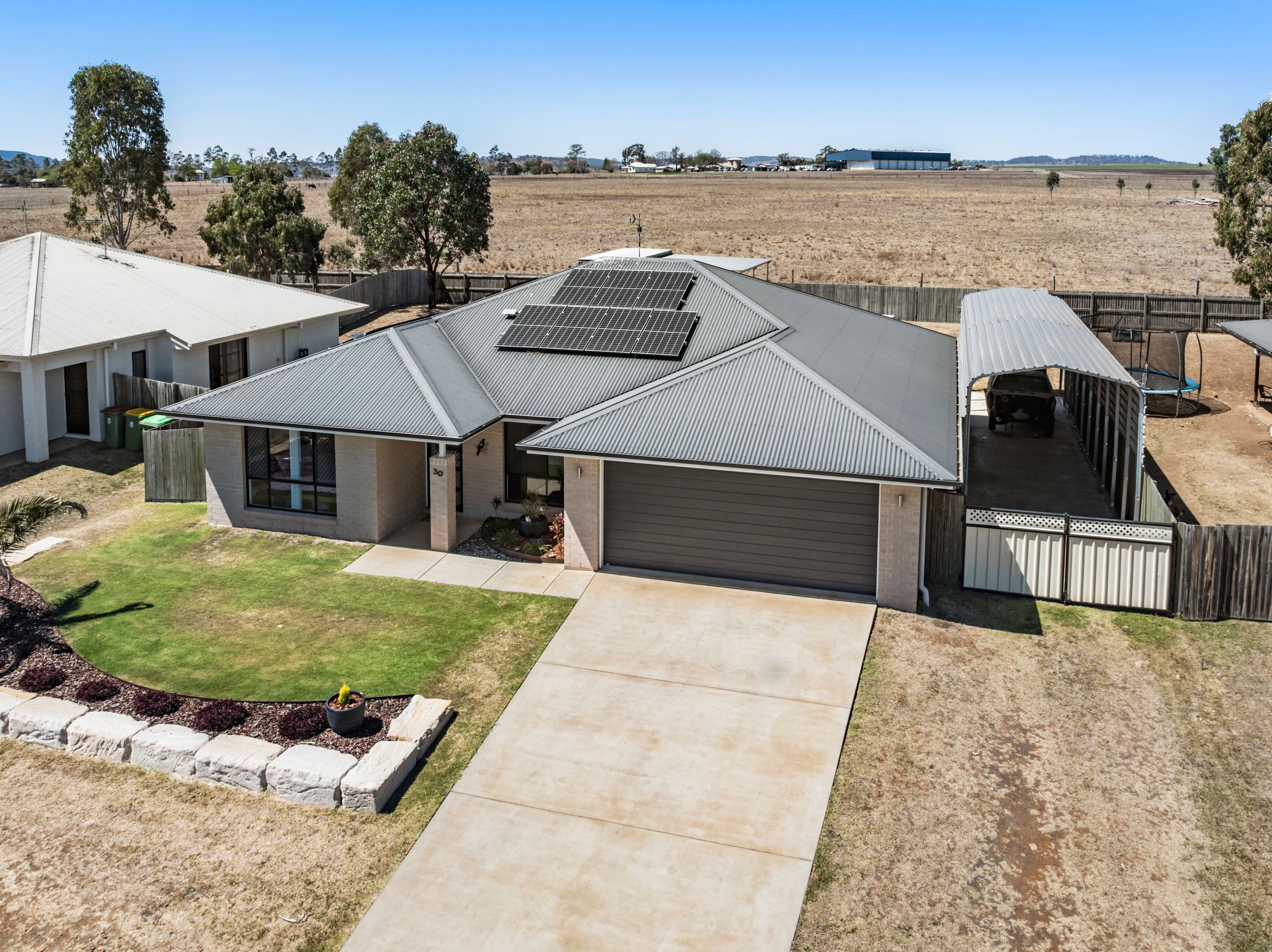 30 Magpie Drive, Cambooya, QLD 4358