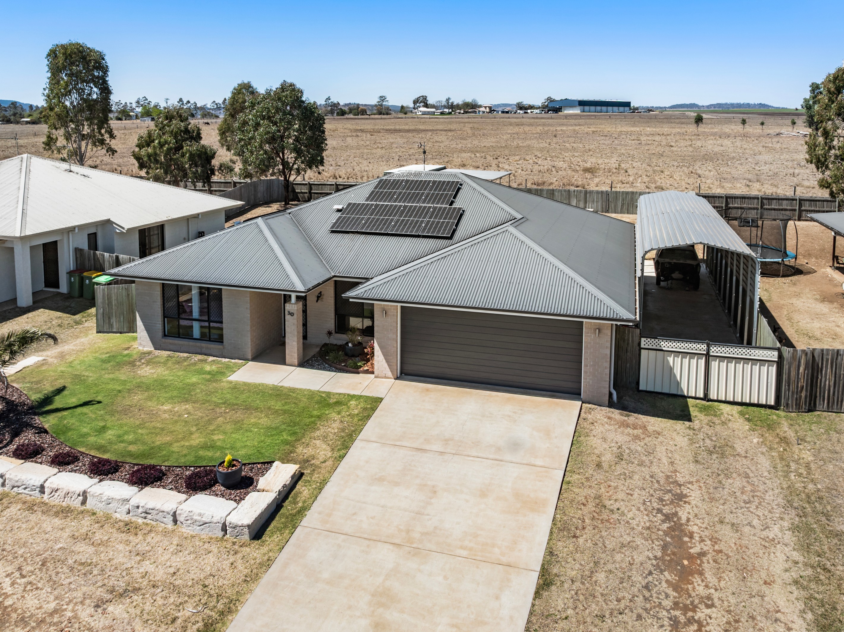 30 Magpie Drive, Cambooya, QLD 4358