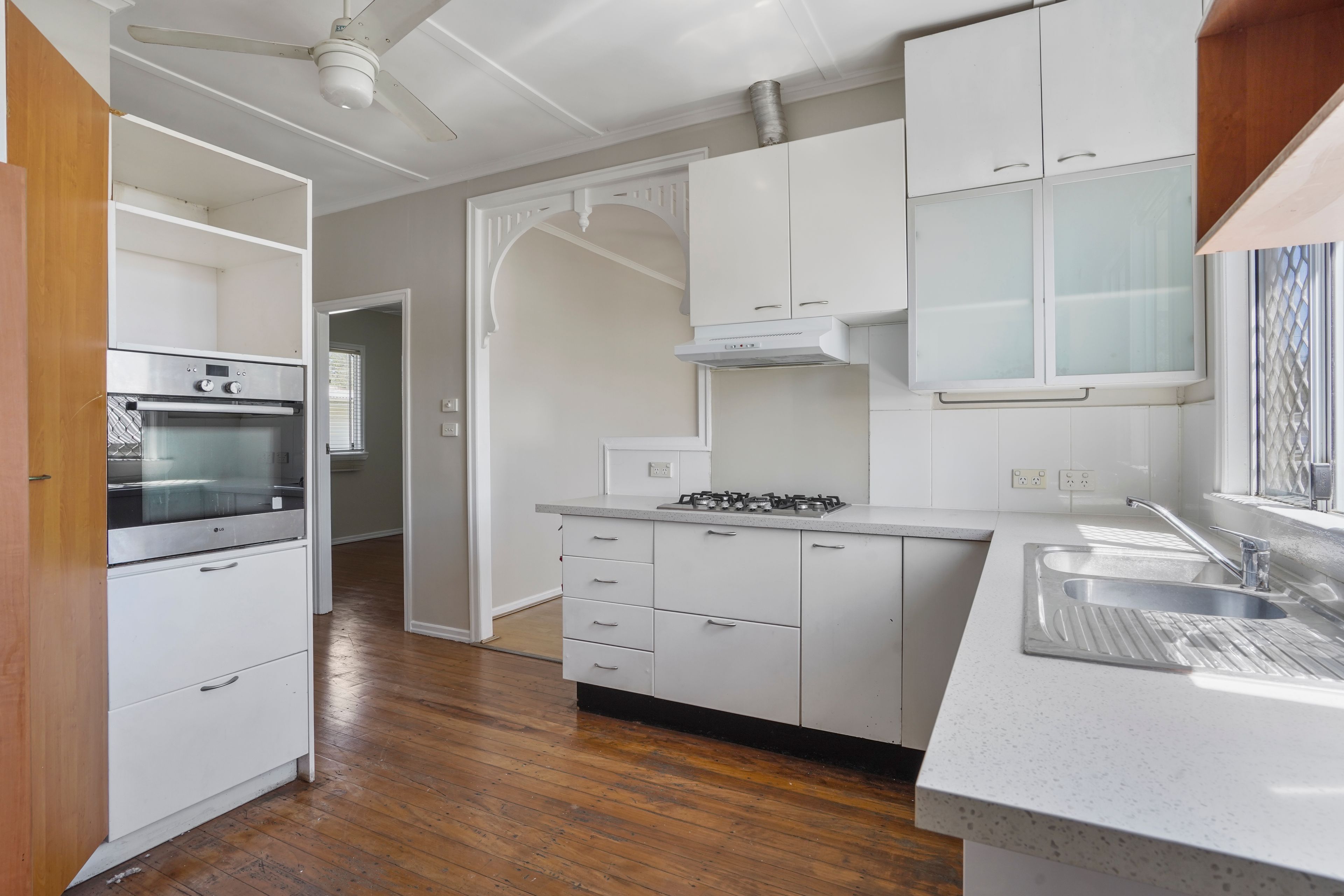 9 Pamela Crescent — photo 4 of 20