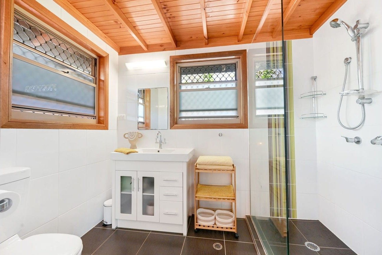 41 Grahame Colyer Drive — photo 11 of 15