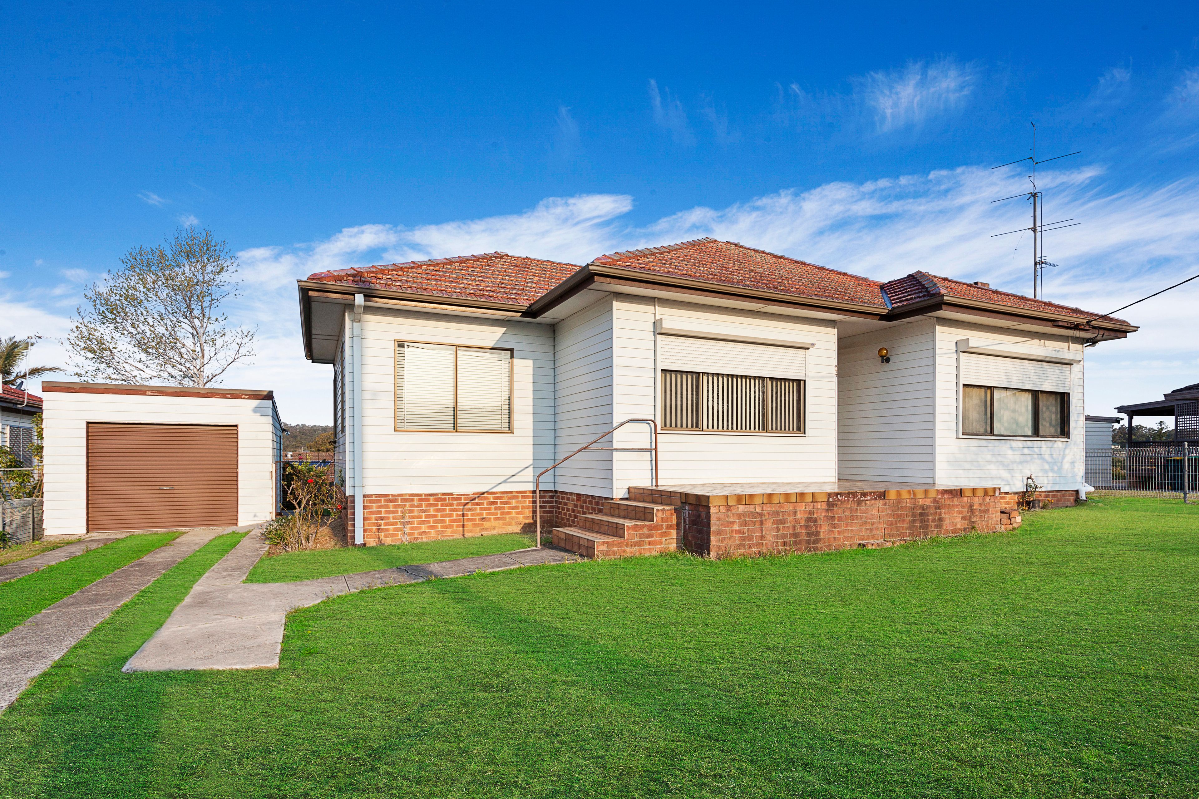 277 Princes Highway, Dapto NSW 2530