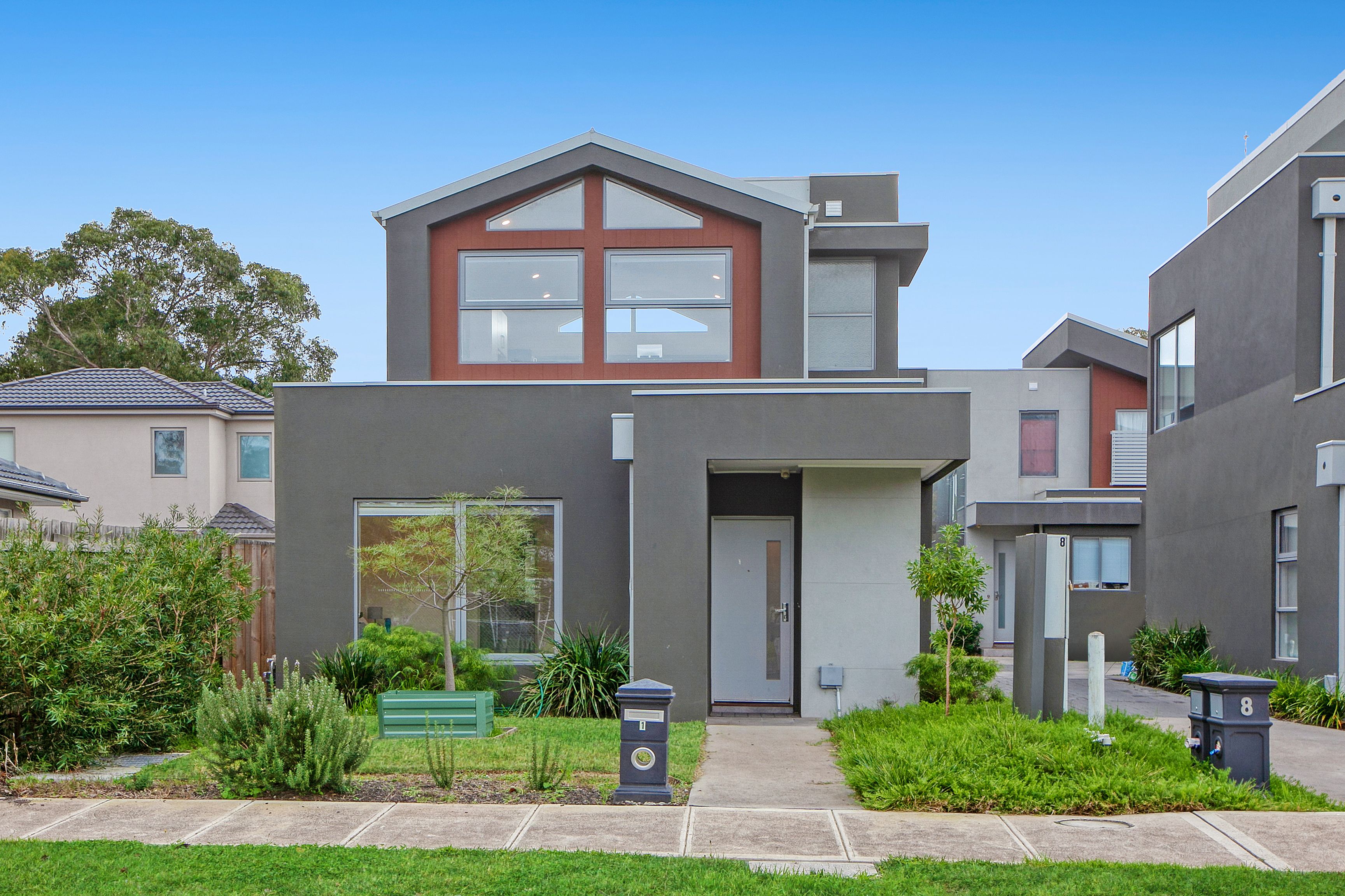 8 Bardia Street, Heidelberg West VIC 3081