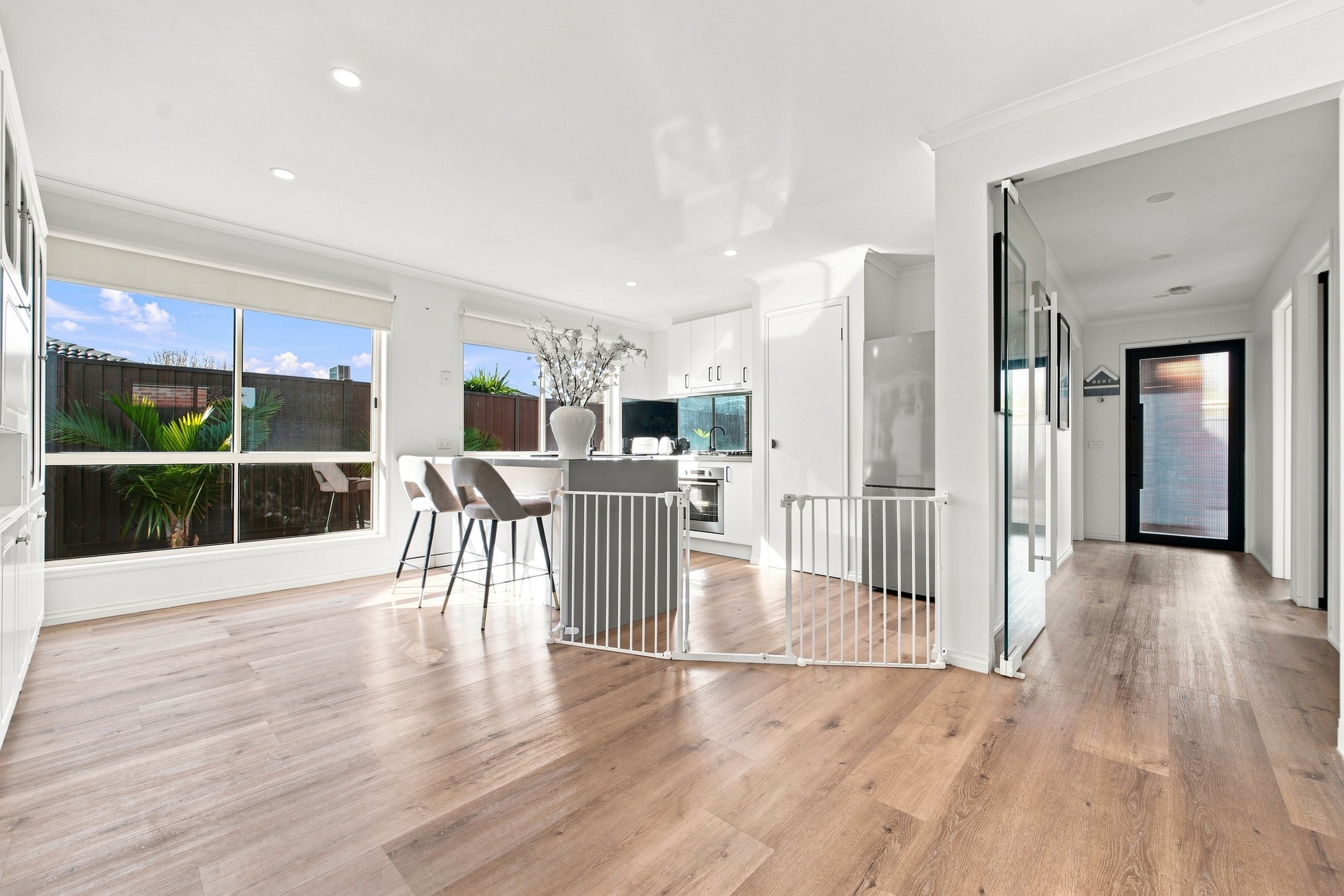 7 Cambridge Close, Cranbourne East, VIC 3977