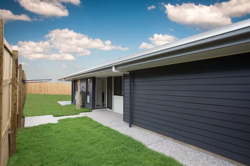 2/7 Arburry Crescent, Brassall, QLD 4305