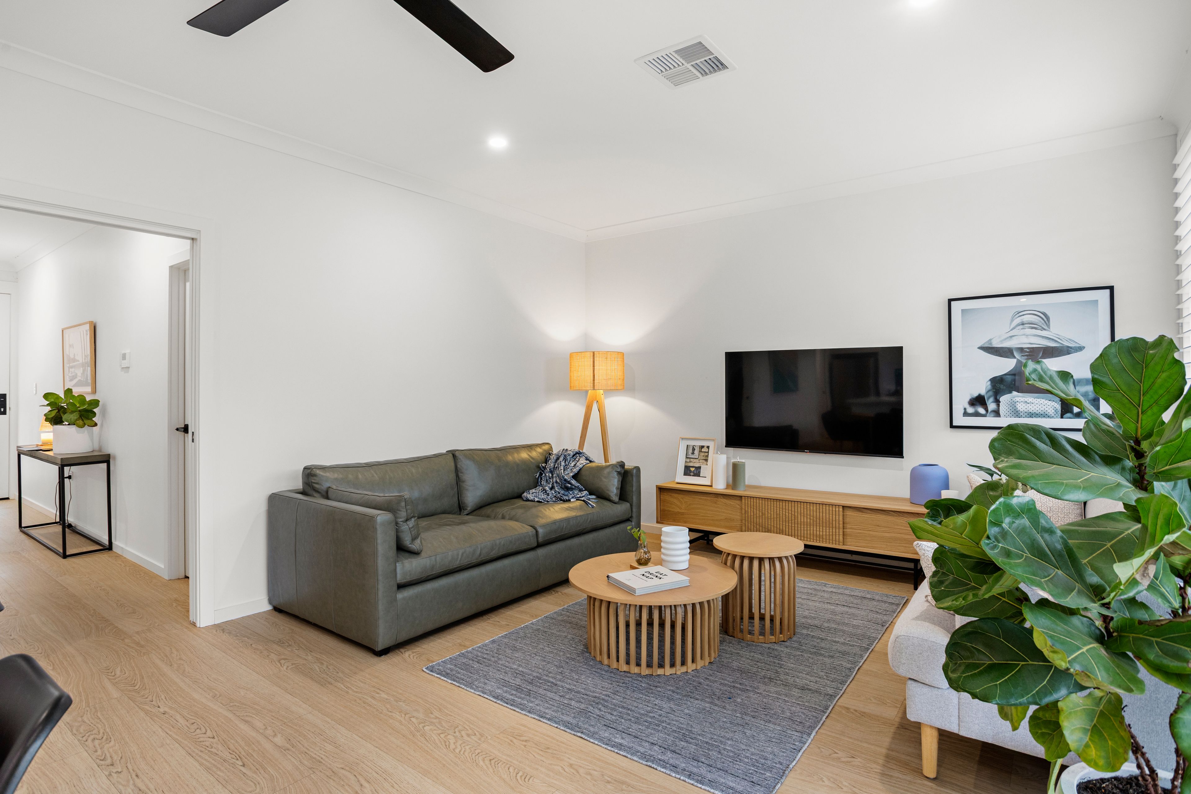 11 Jeffrey Avenue — photo 12 of 21