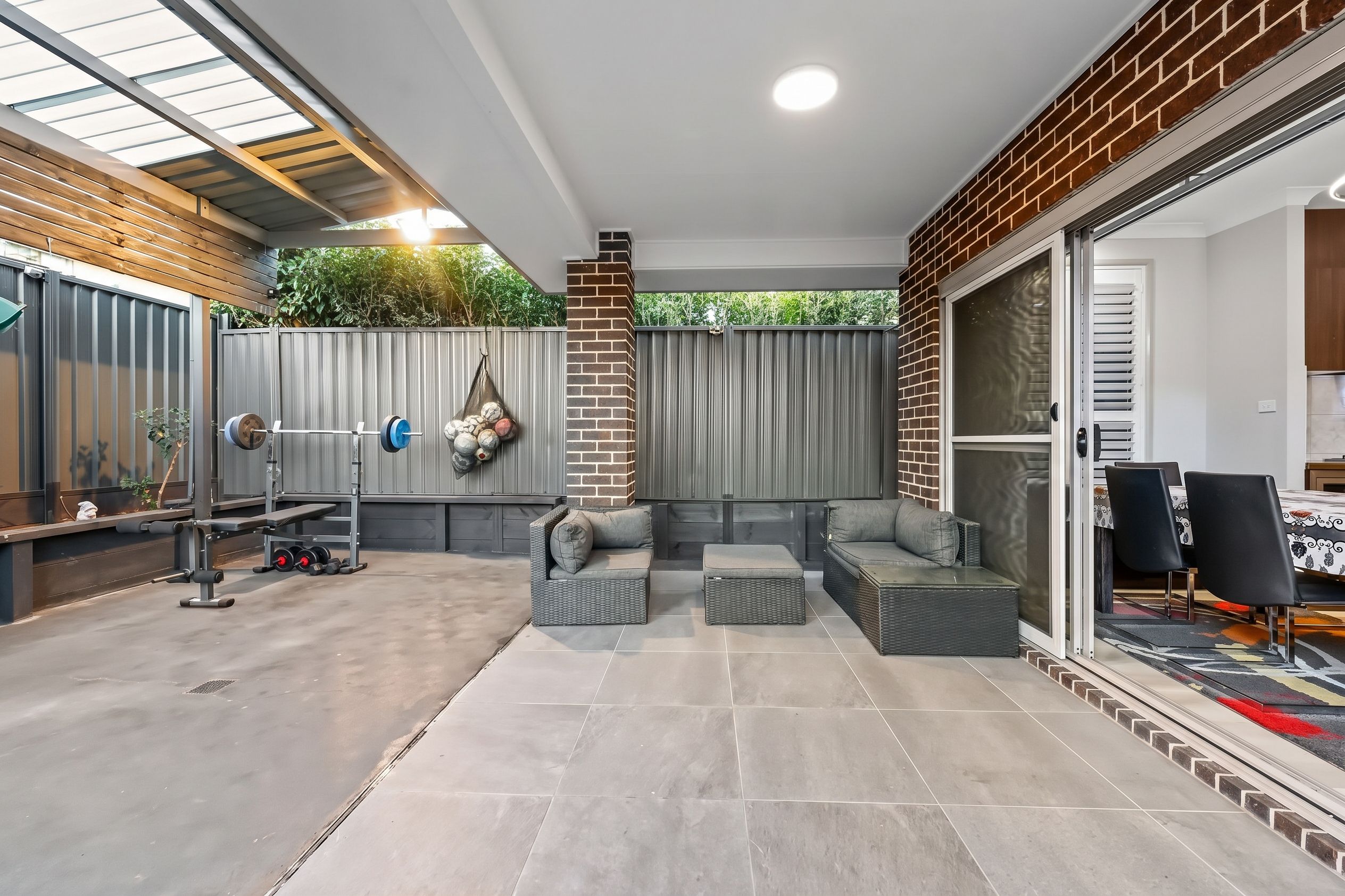 31 Corsair Street — photo 11 of 17