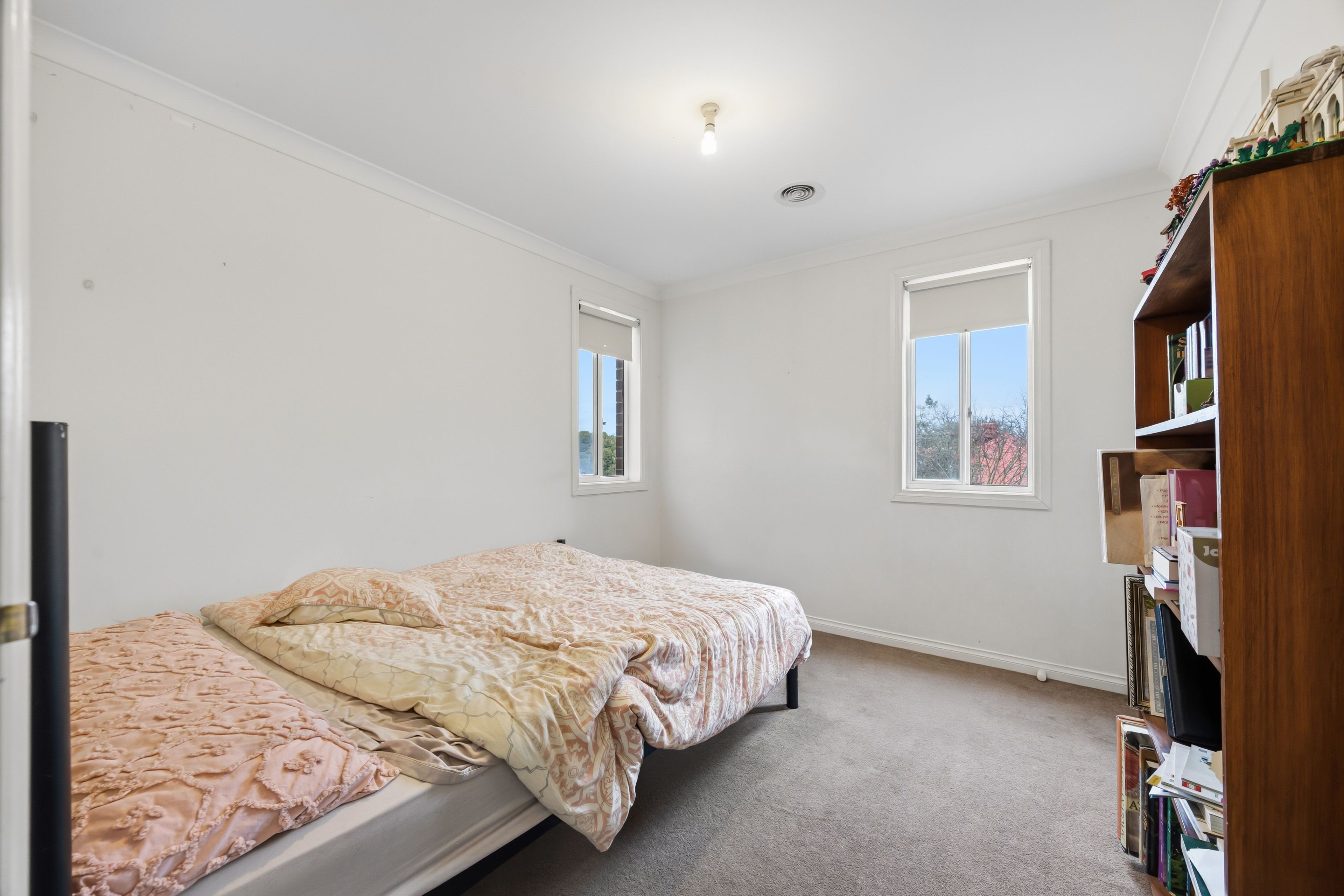 1 Bentley Place — photo 15 of 30