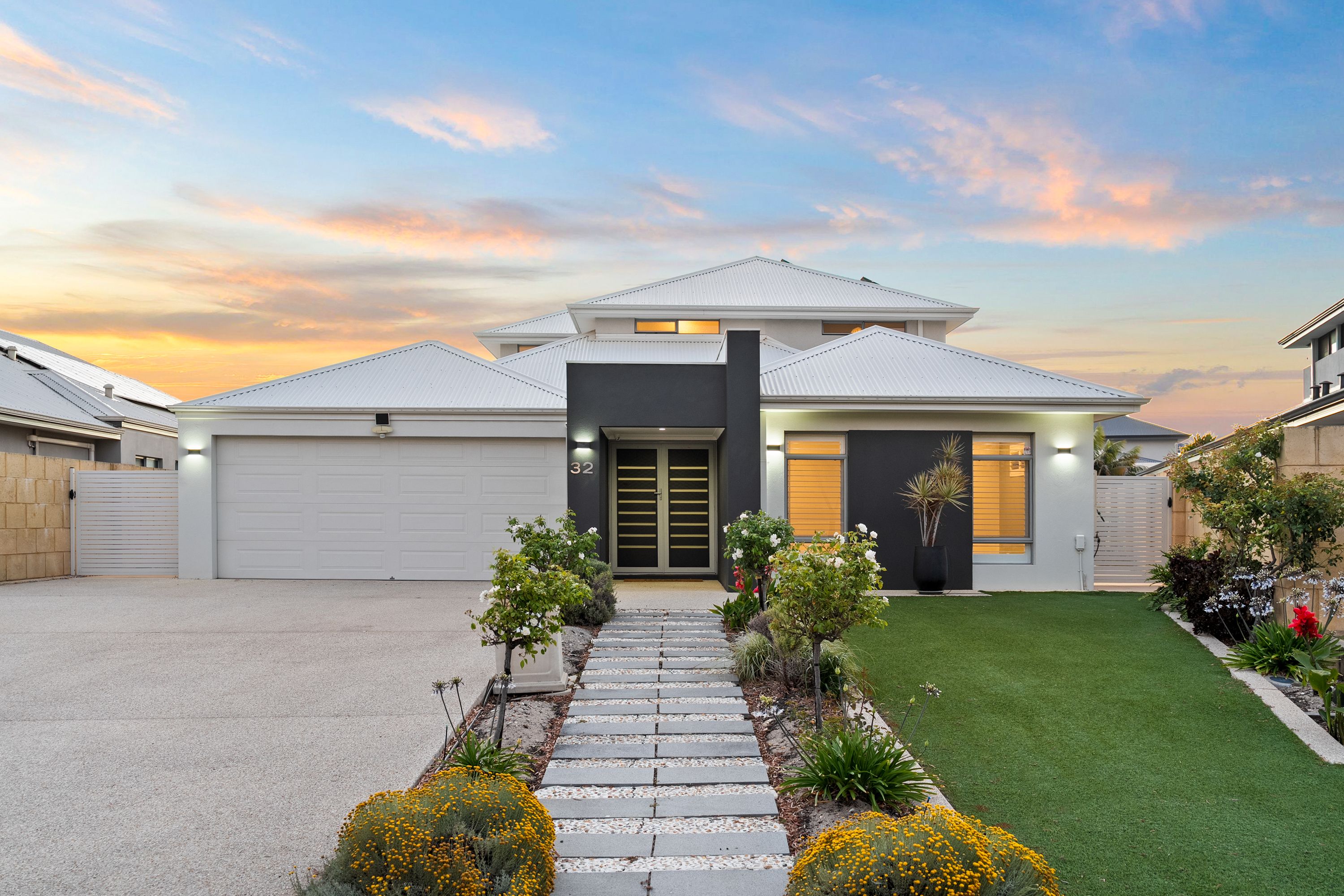 32 Bendalong Boulevard, Secret Harbour, WA 6173