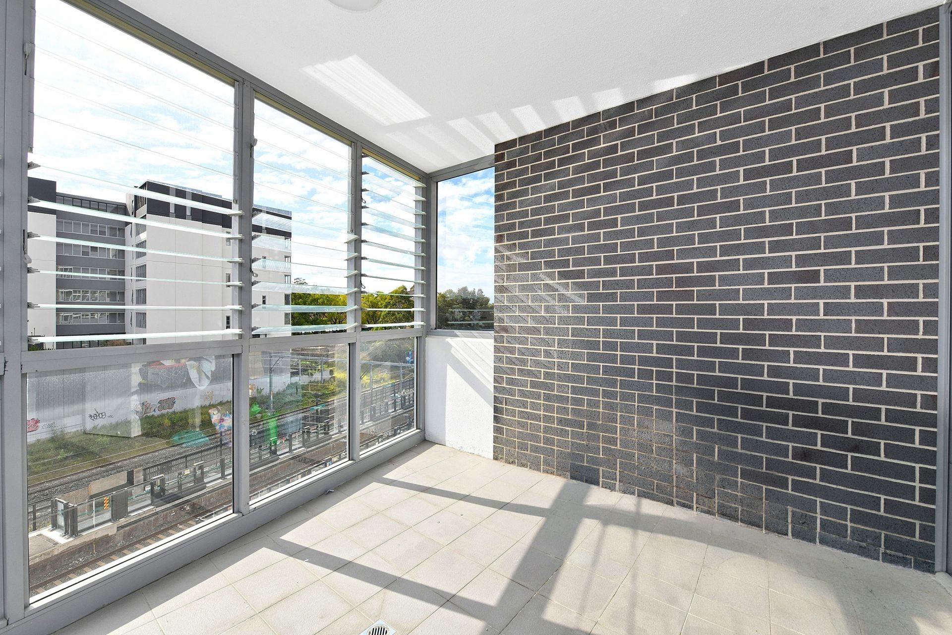 10B Charles Street — photo 3 of 9