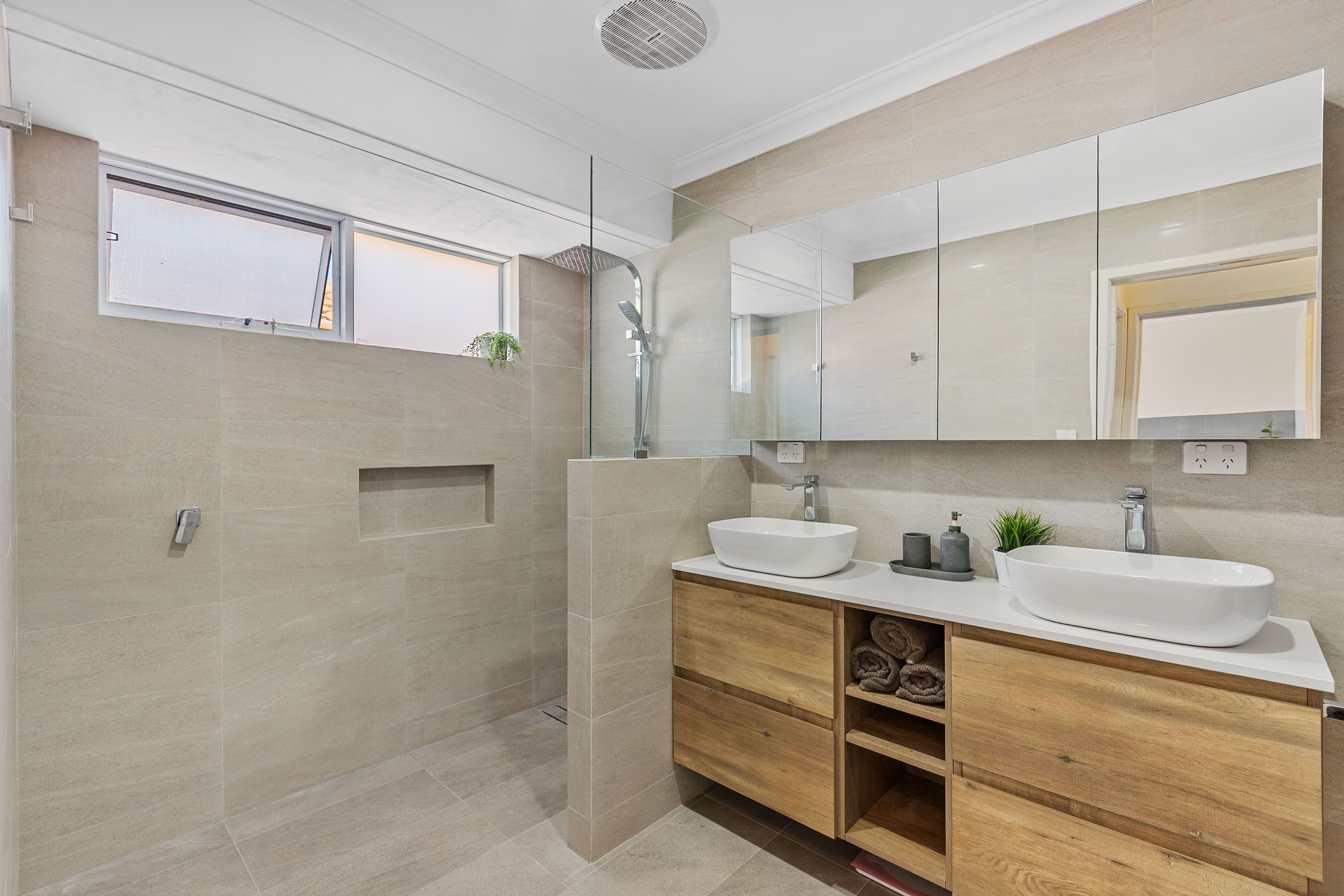 8 Biscay Road — photo 18 of 25