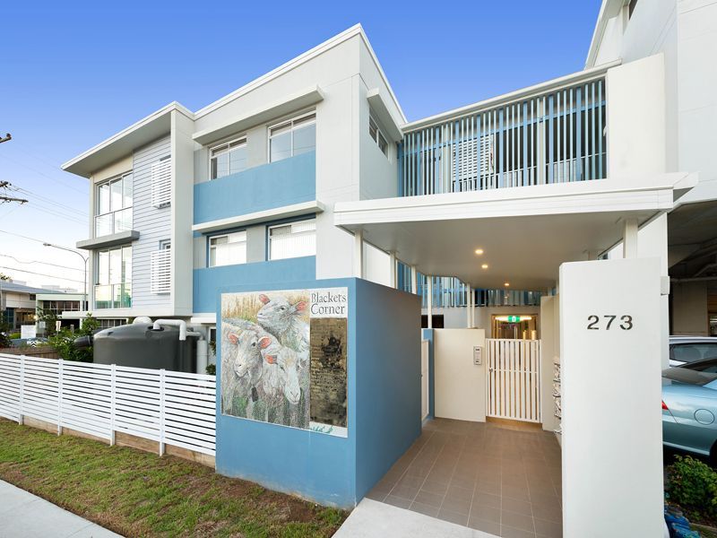 275 Cornwall Street, Greenslopes QLD 4120