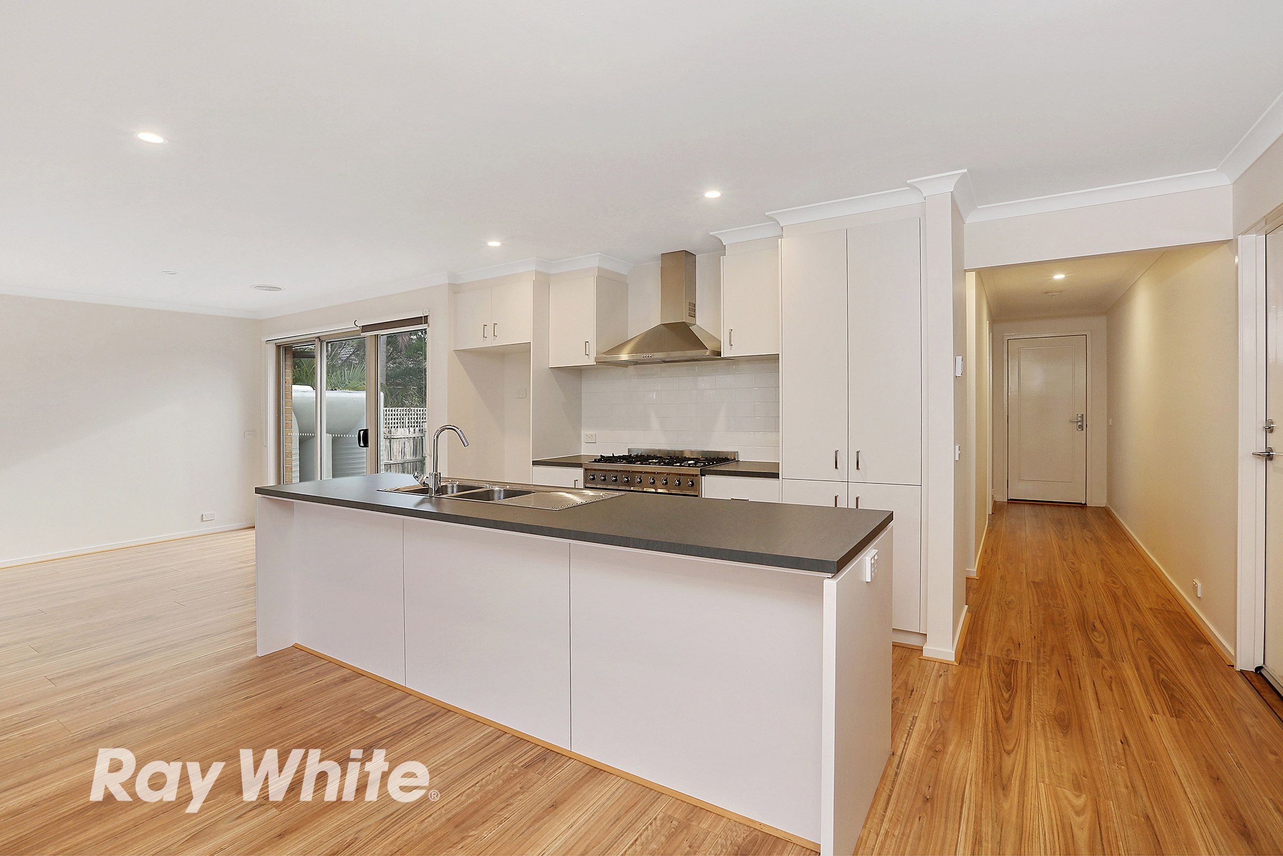 2/4 Cooma Court, North Geelong, VIC 3215