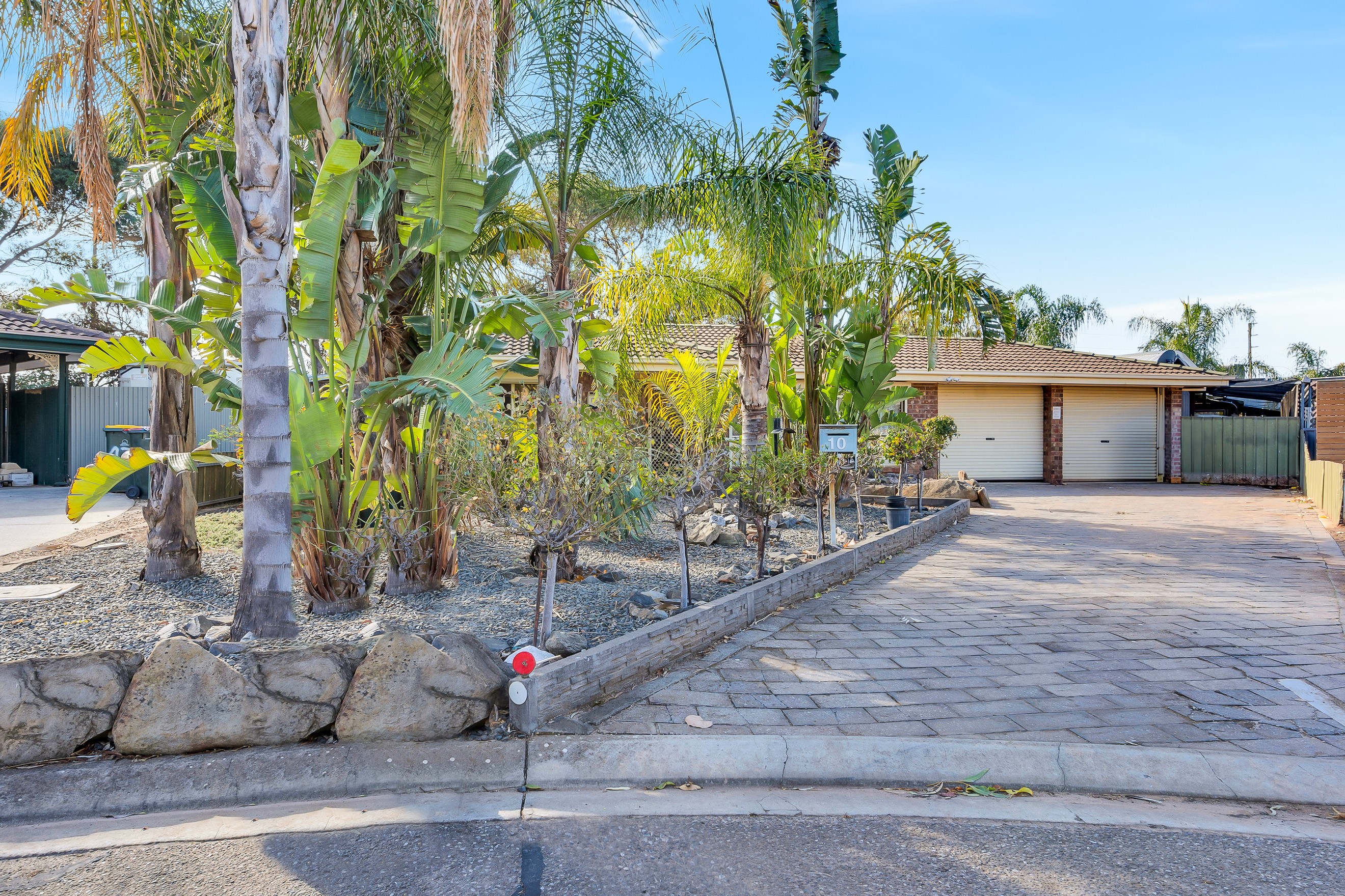 10 Greenfields Close, Andrews Farm, SA 5114