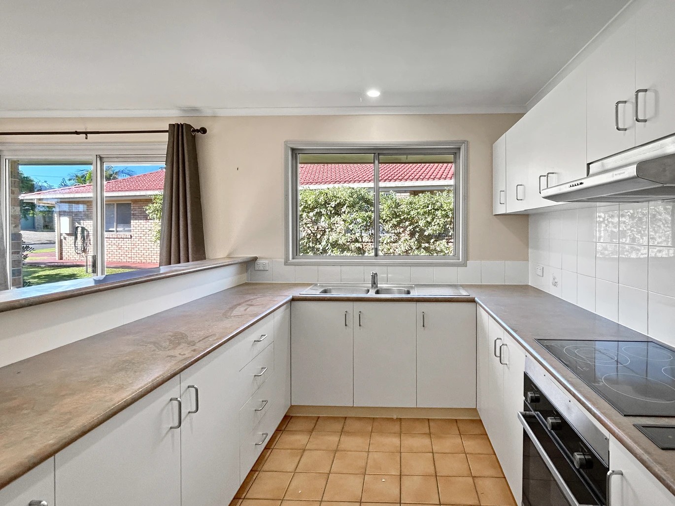 4 Turnberry Court, Nambour, QLD 4560