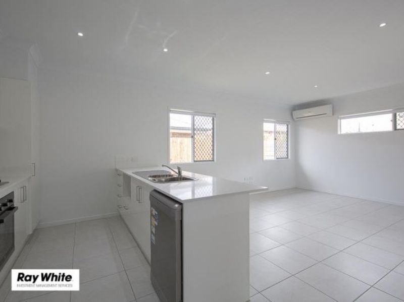 21 Mount Barney Crescent, Park Ridge, QLD 4125
