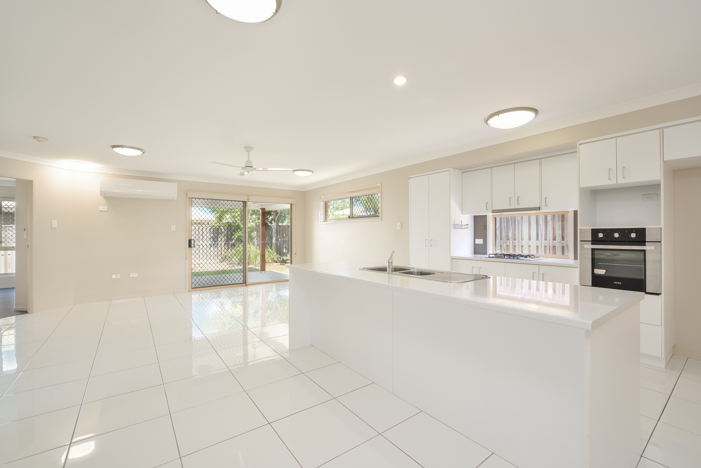 9 Valhalla Street, Clinton, QLD 4680