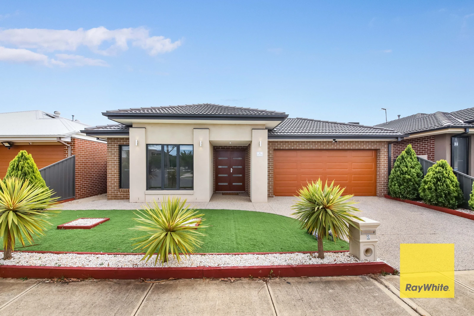 1 Luster Crescent, Tarneit, VIC 3029