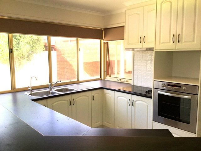 10 Greenlea Court, Munno Para West, SA 5115