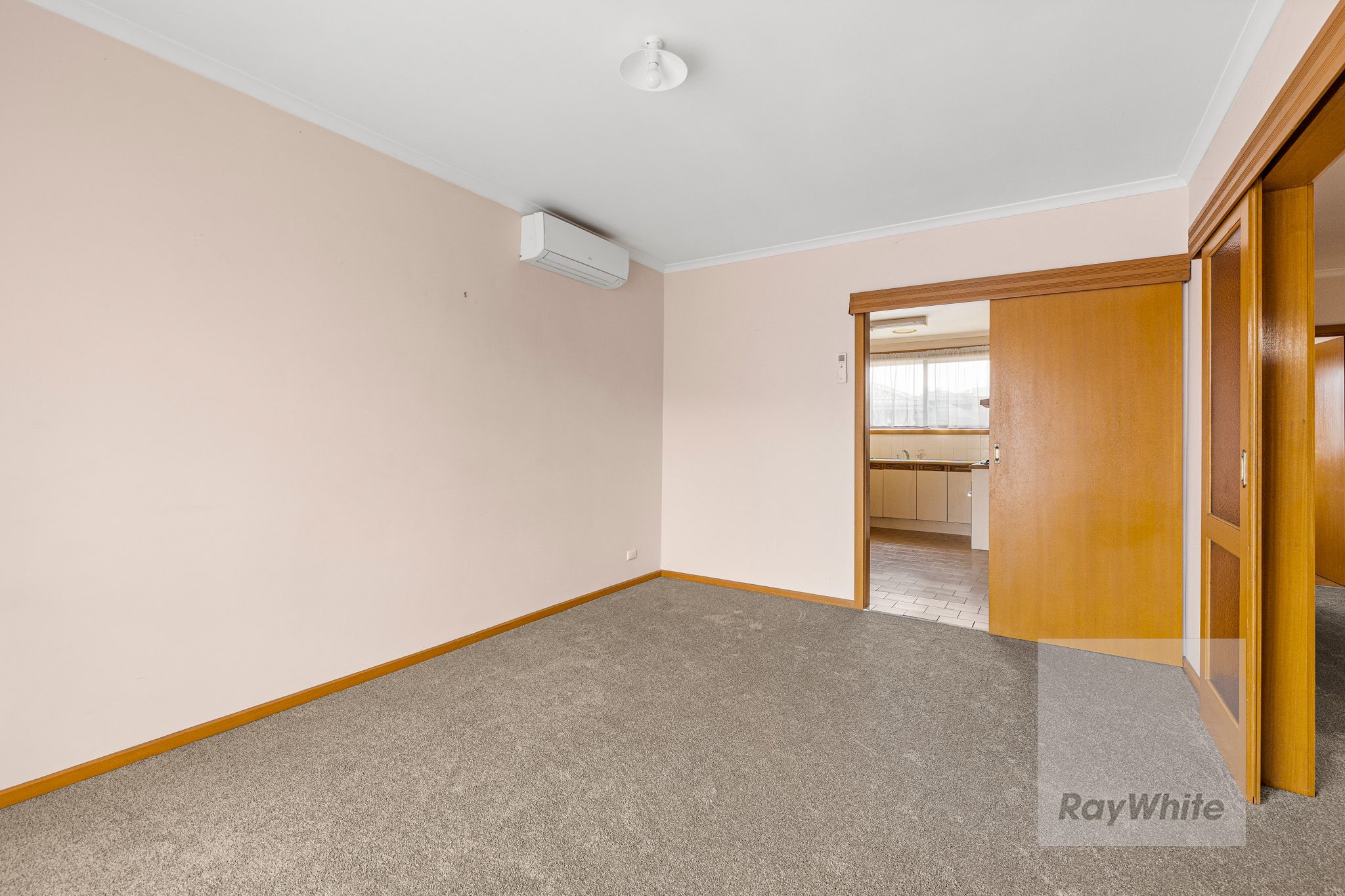 3/67-69 Redleap Avenue — photo 6 of 12