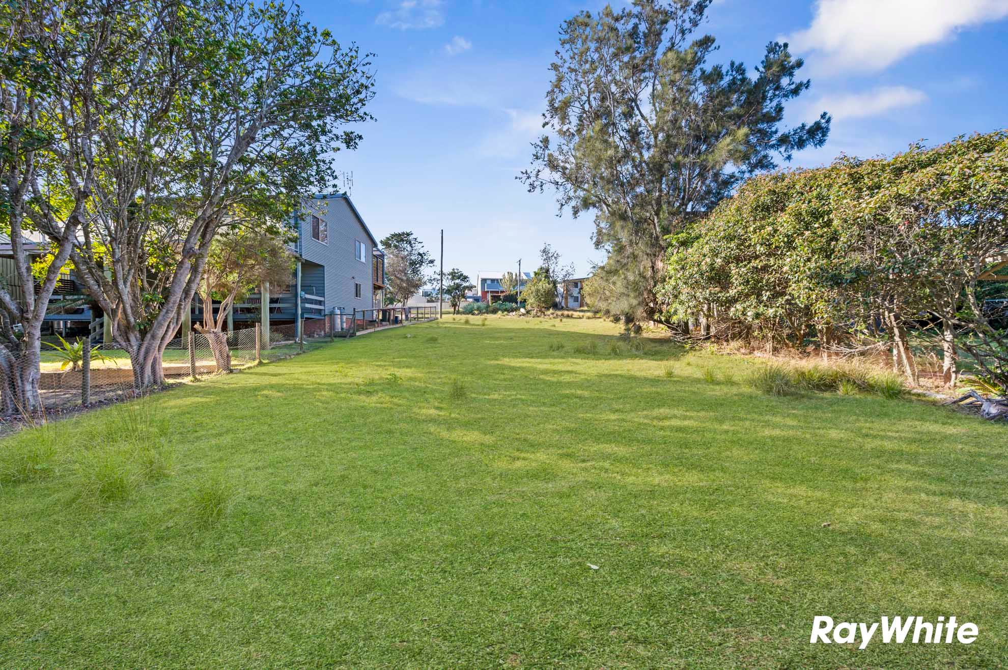 15 Borang Street — photo 7 of 11